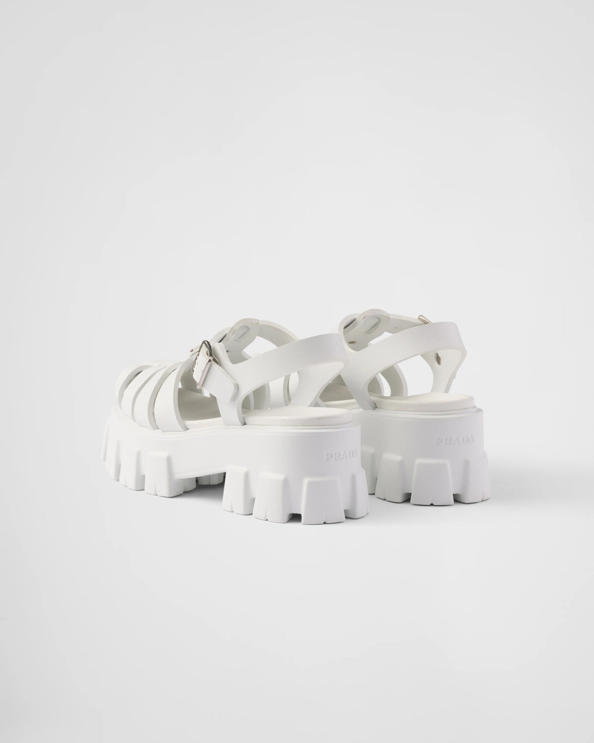 Monolith foam rubber sandals