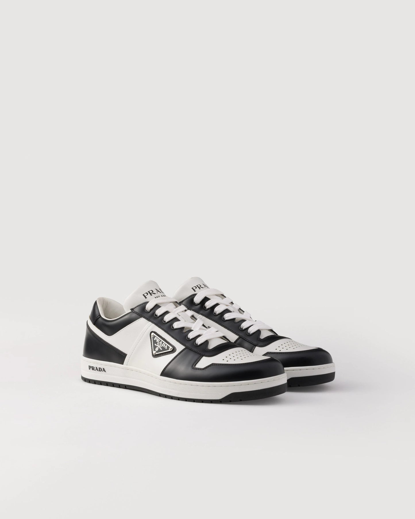 Downtown leather sneakers