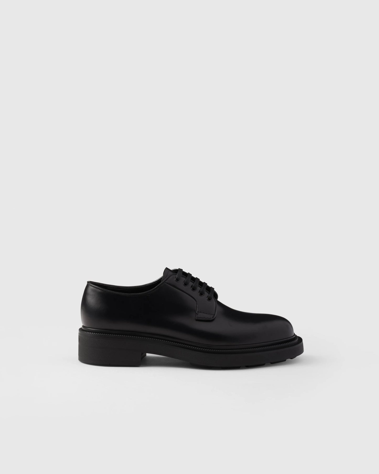 Brushed leather derby shoes