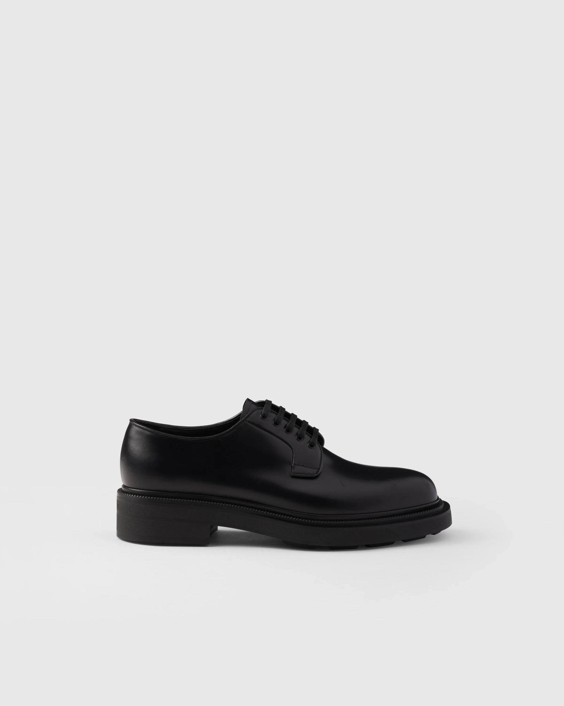 Brushed leather derby shoes