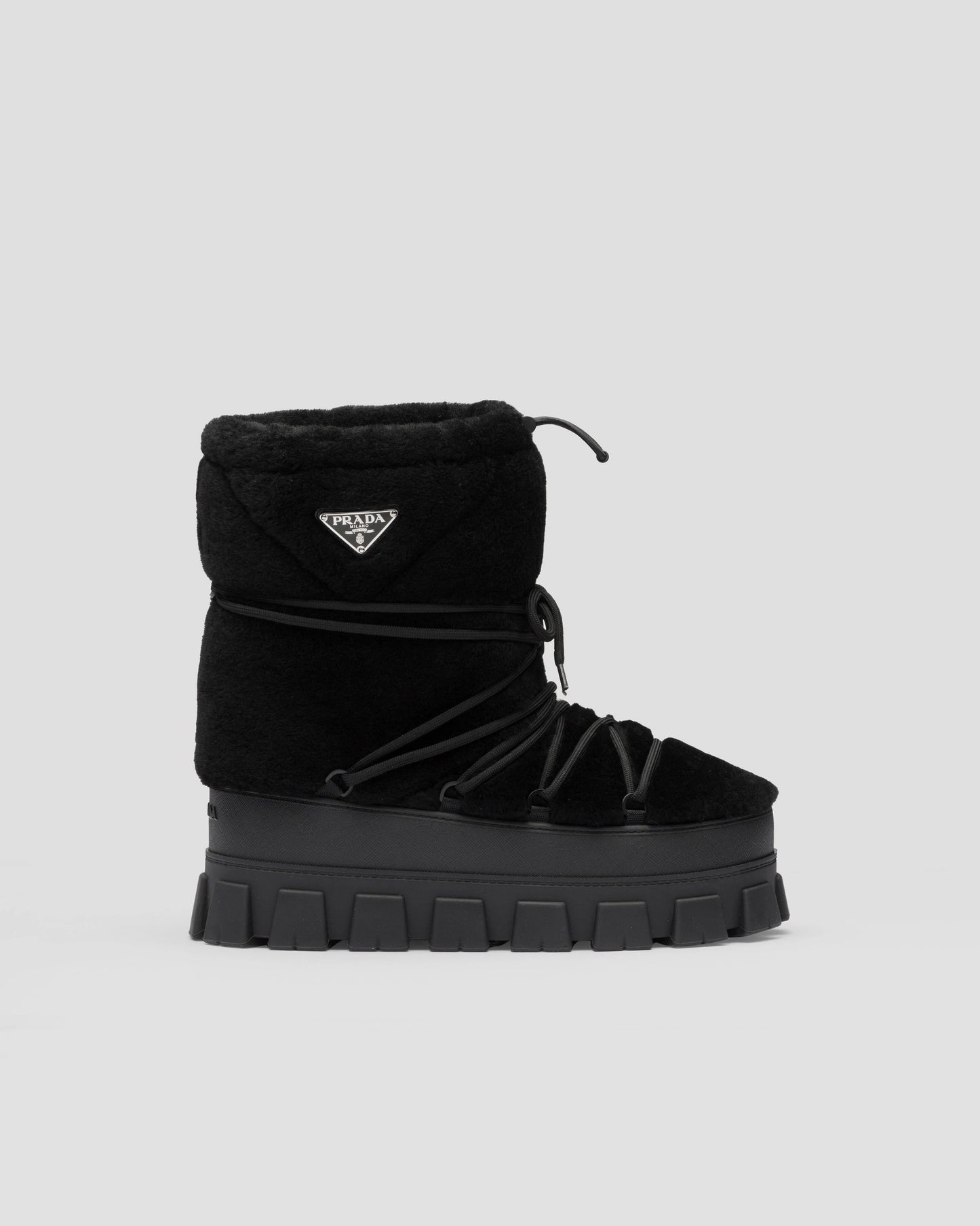 Shearling après ski booties