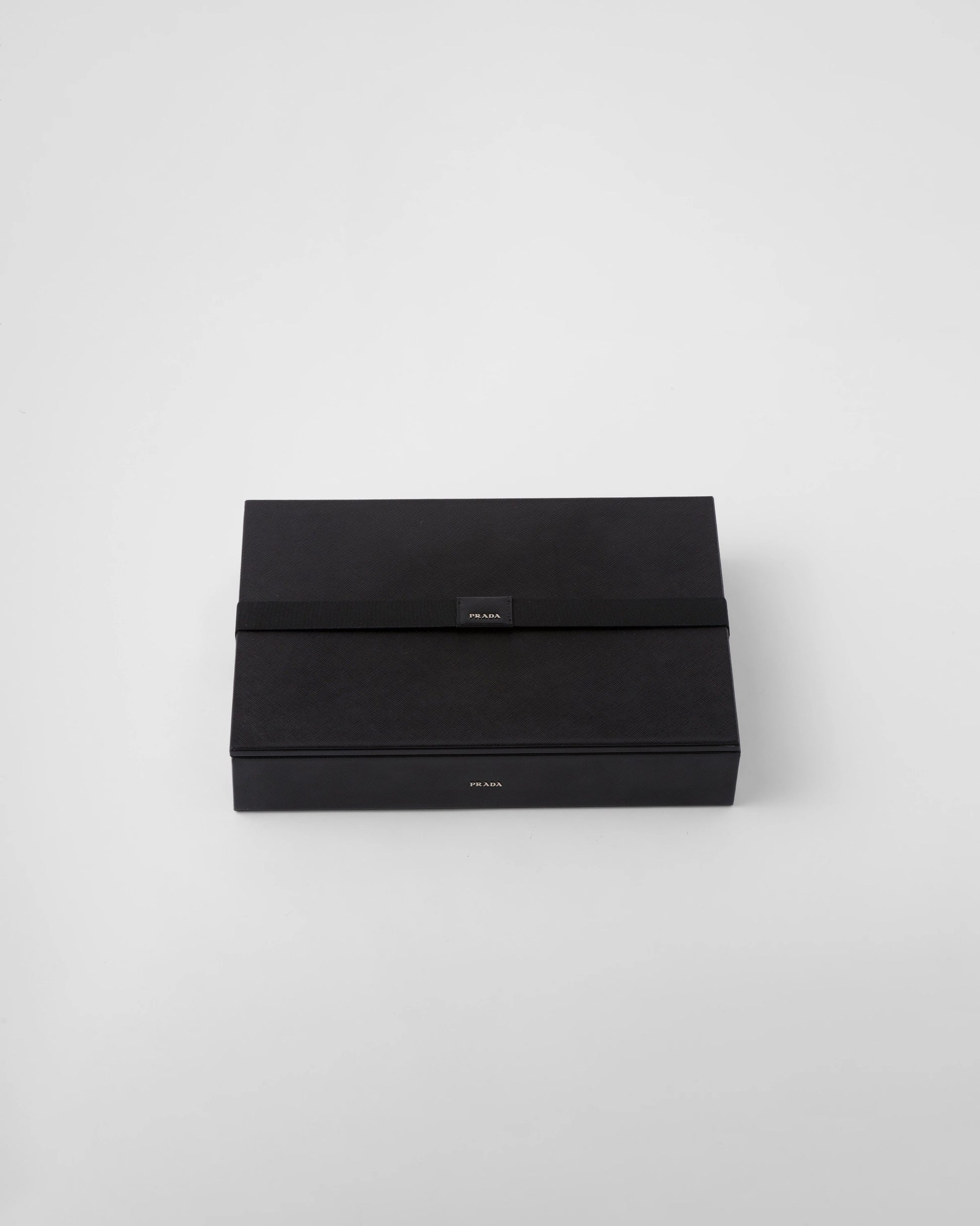 Saffiano leather poker set