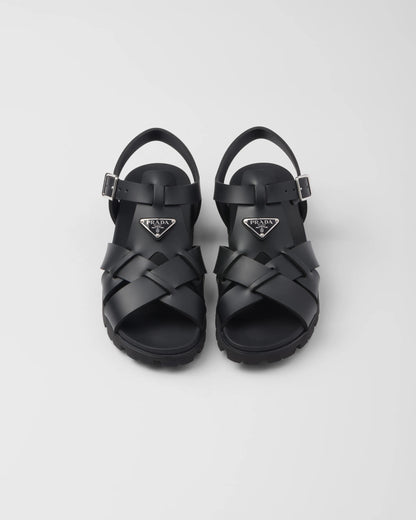 Crisscross rubber sandals