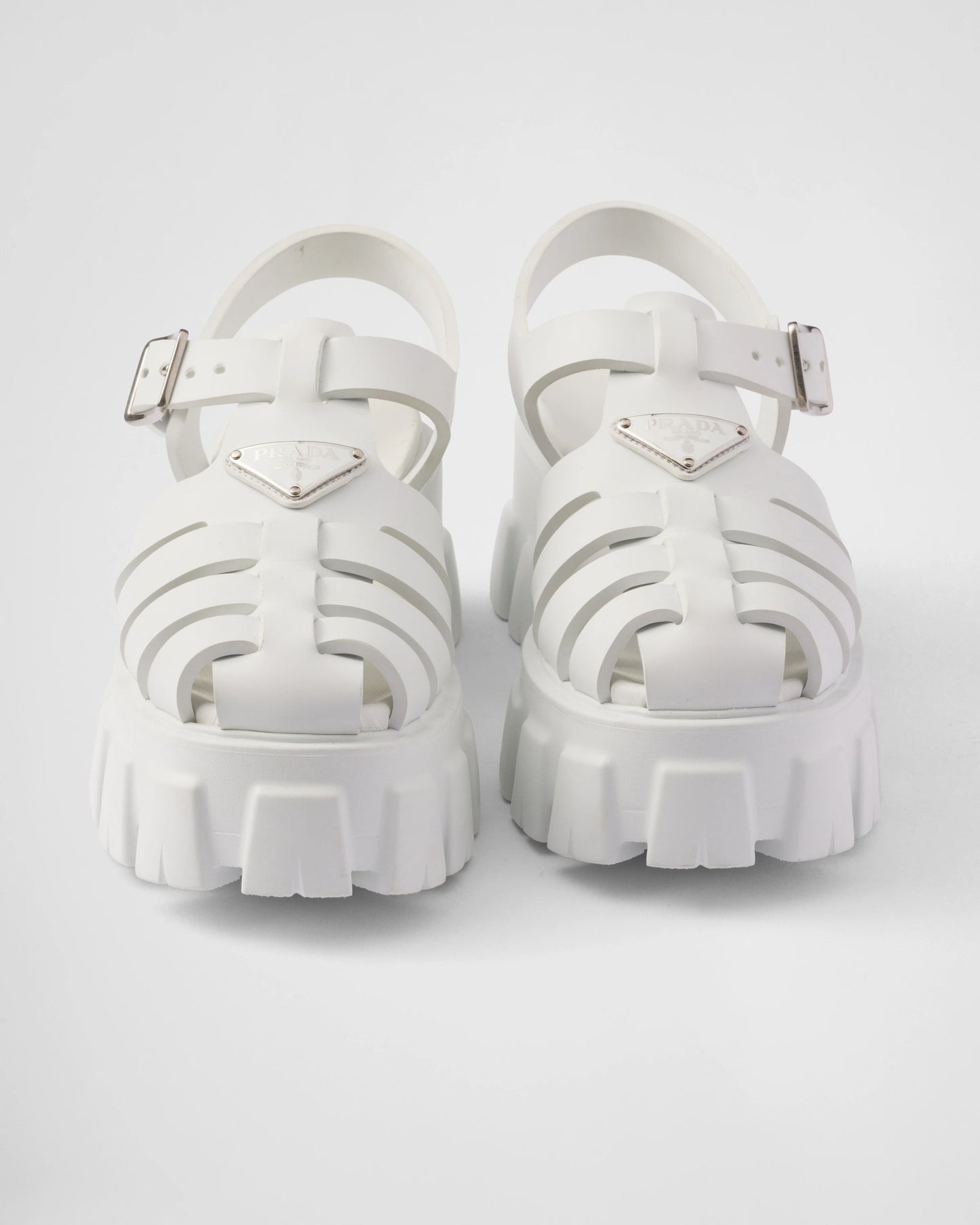 Monolith foam rubber sandals