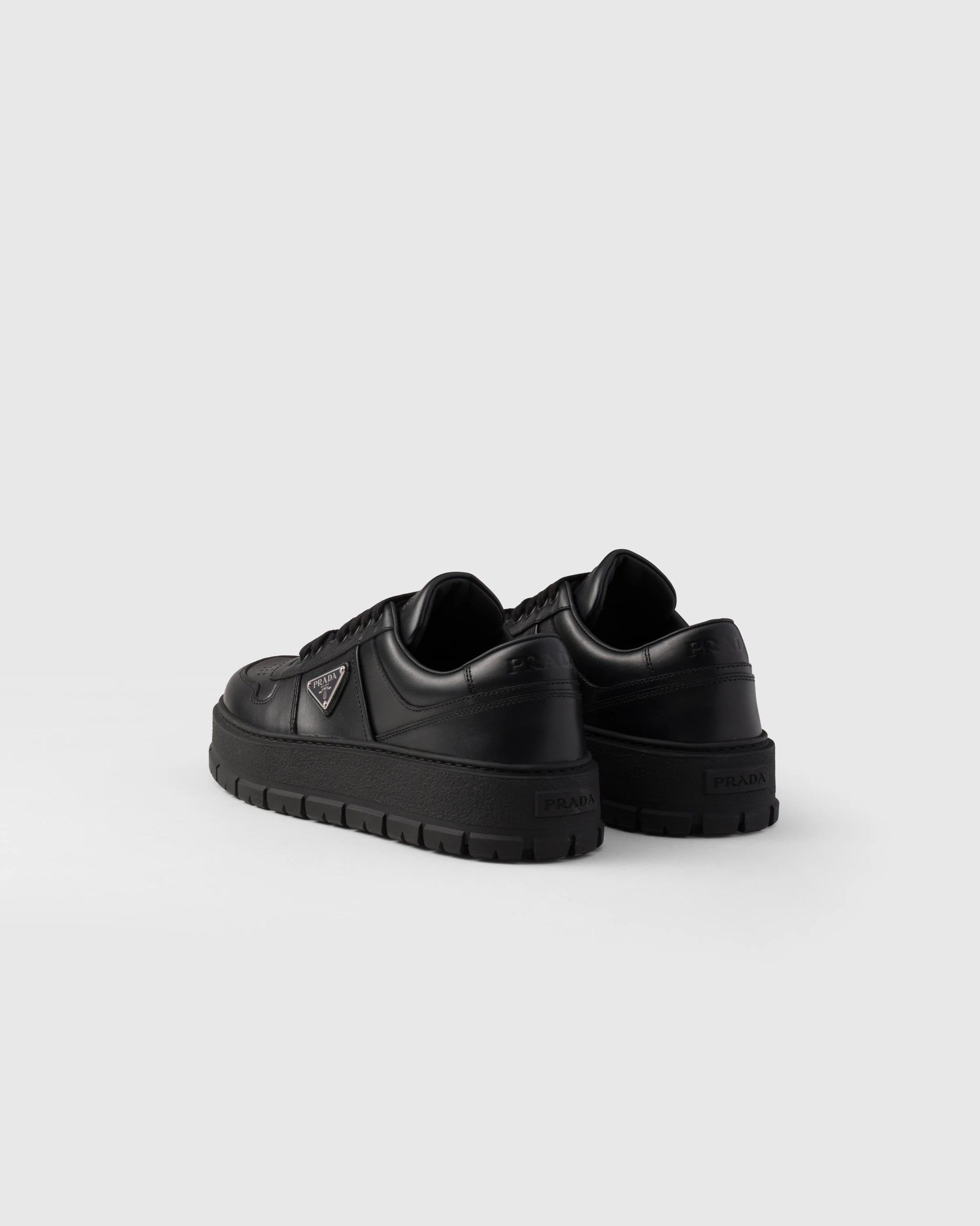 Leather sneakers