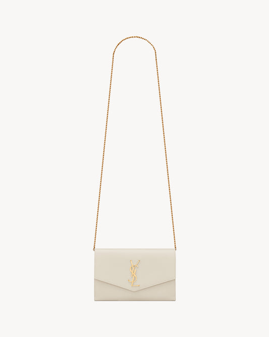 UPTOWN CHAIN WALLET IN GRAIN DE POUDRE EMBOSSED LEATHER