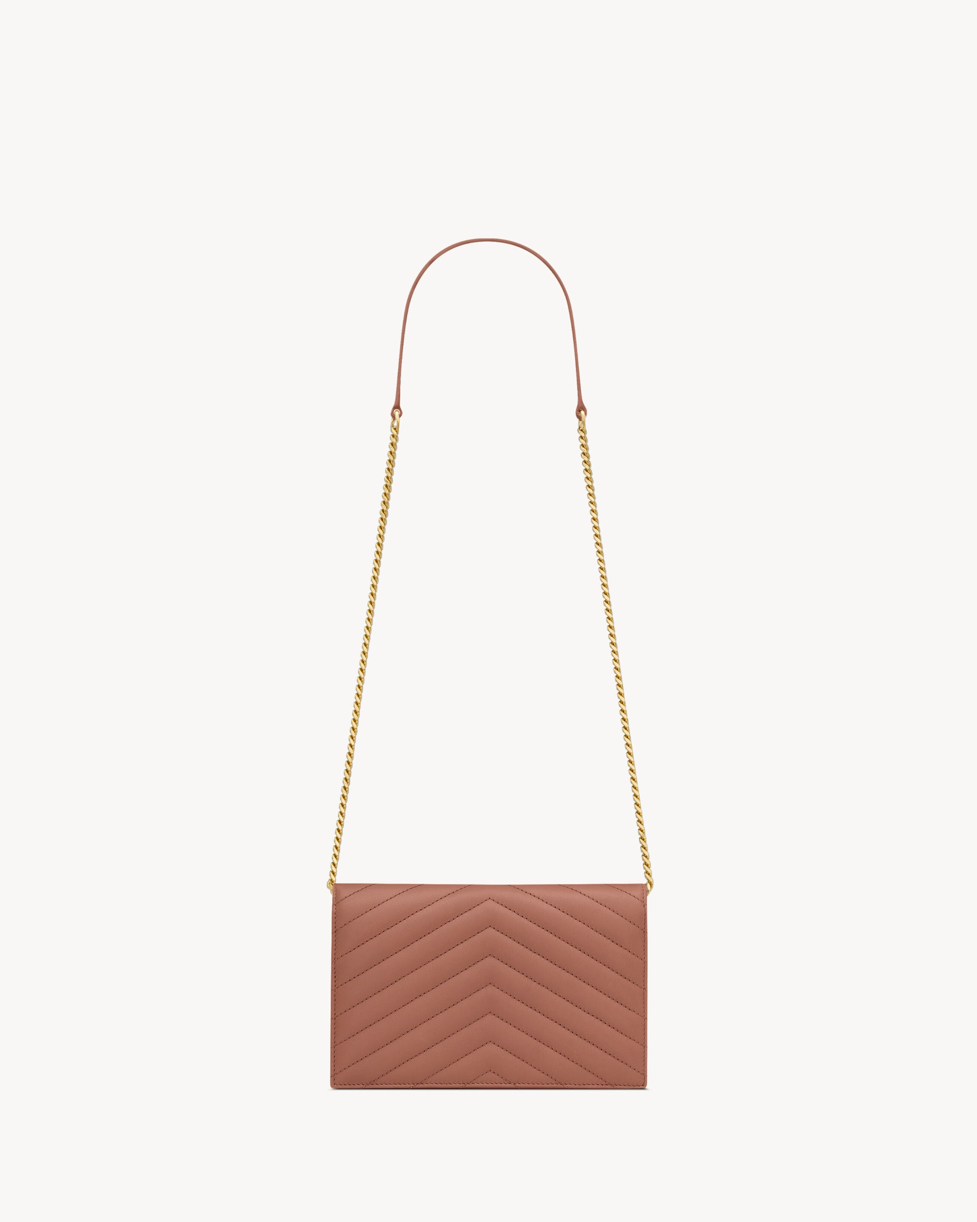 CASSANDRE envelope chain wallet in lambskin