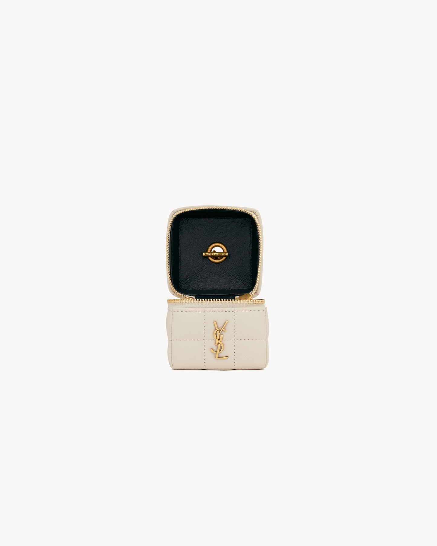 CASSANDRE MATELASSÉ CARRÉ mini cube in lambskin