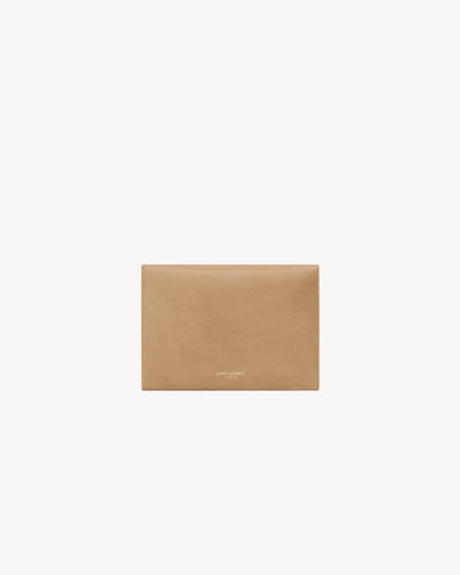 LETTER passport case in leather