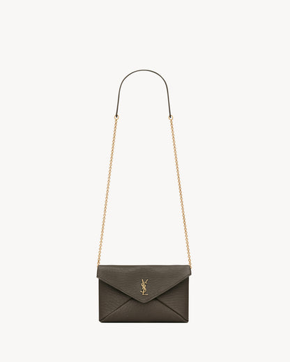 CASSANDRE small chain pouch in lambskin