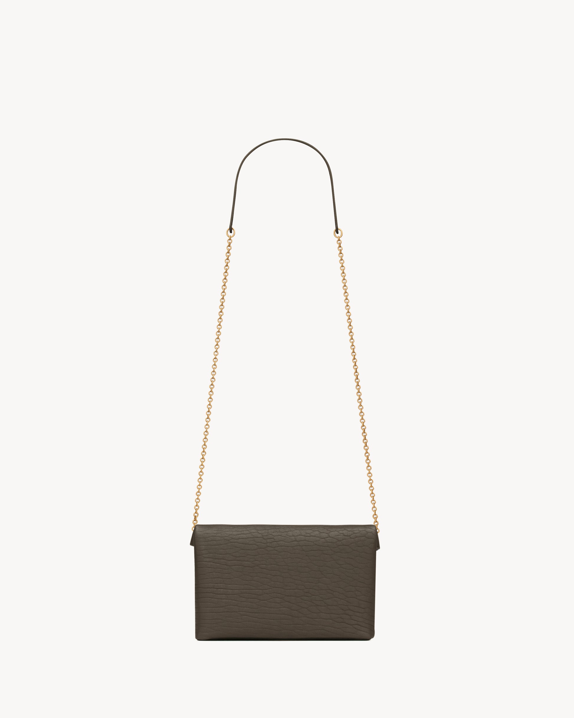 CASSANDRE small chain pouch in lambskin