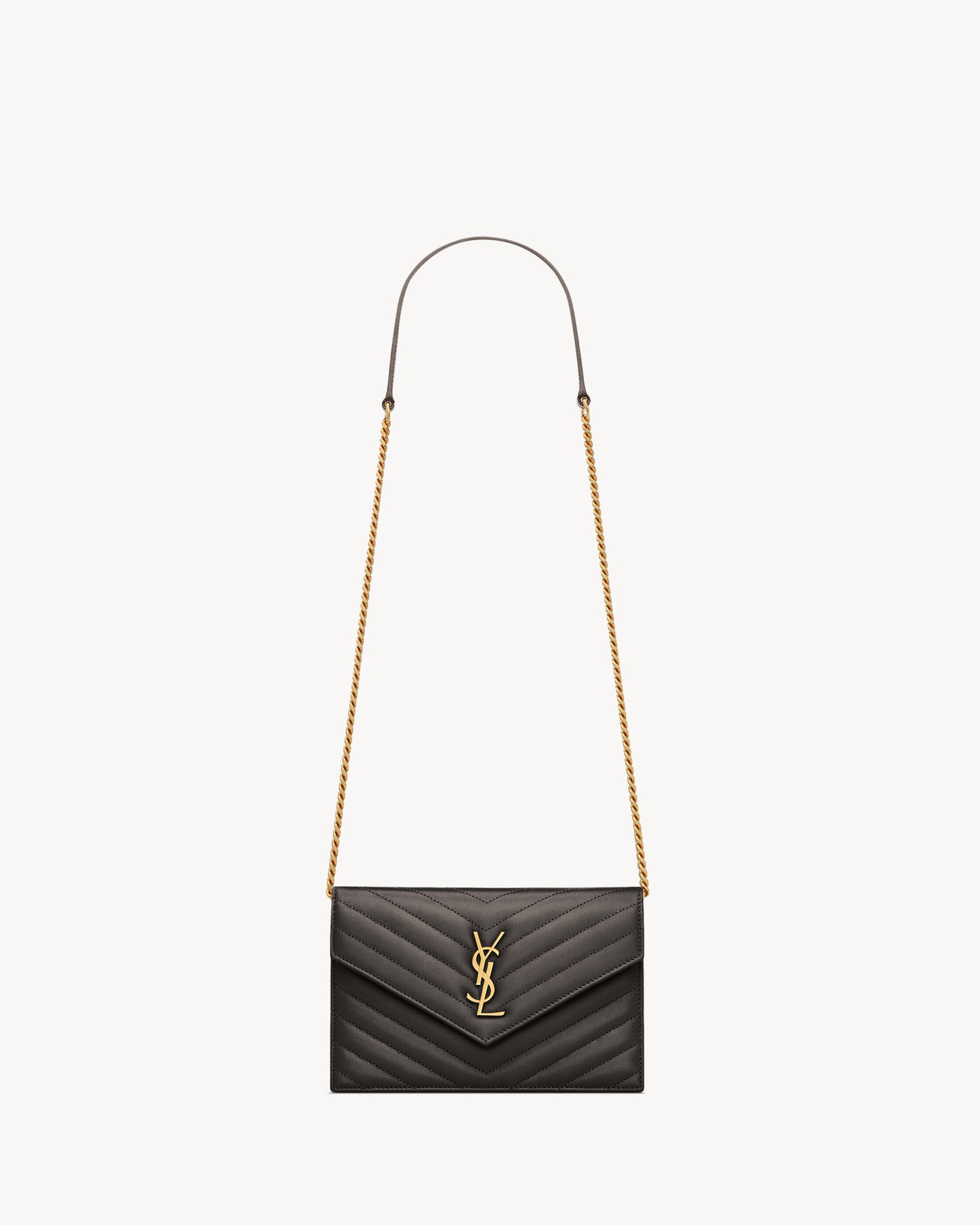 CASSANDRE envelope chain wallet in lambskin