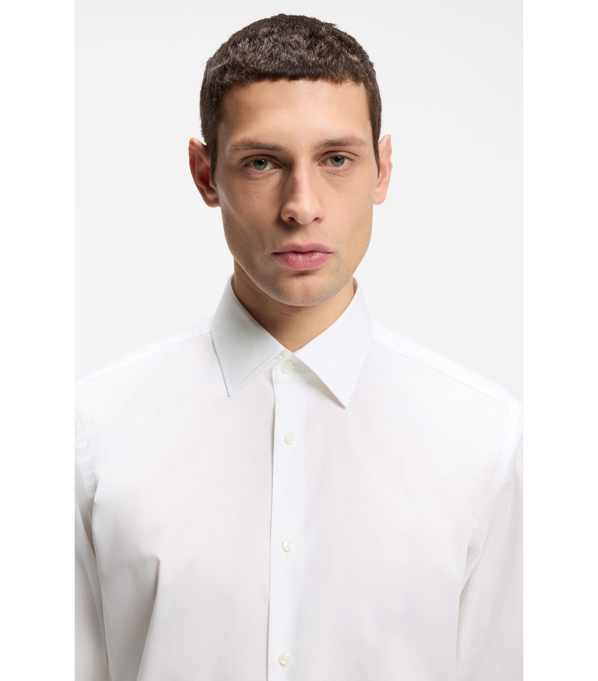 Regular-fit shirt in easy-iron stretch-cotton poplin