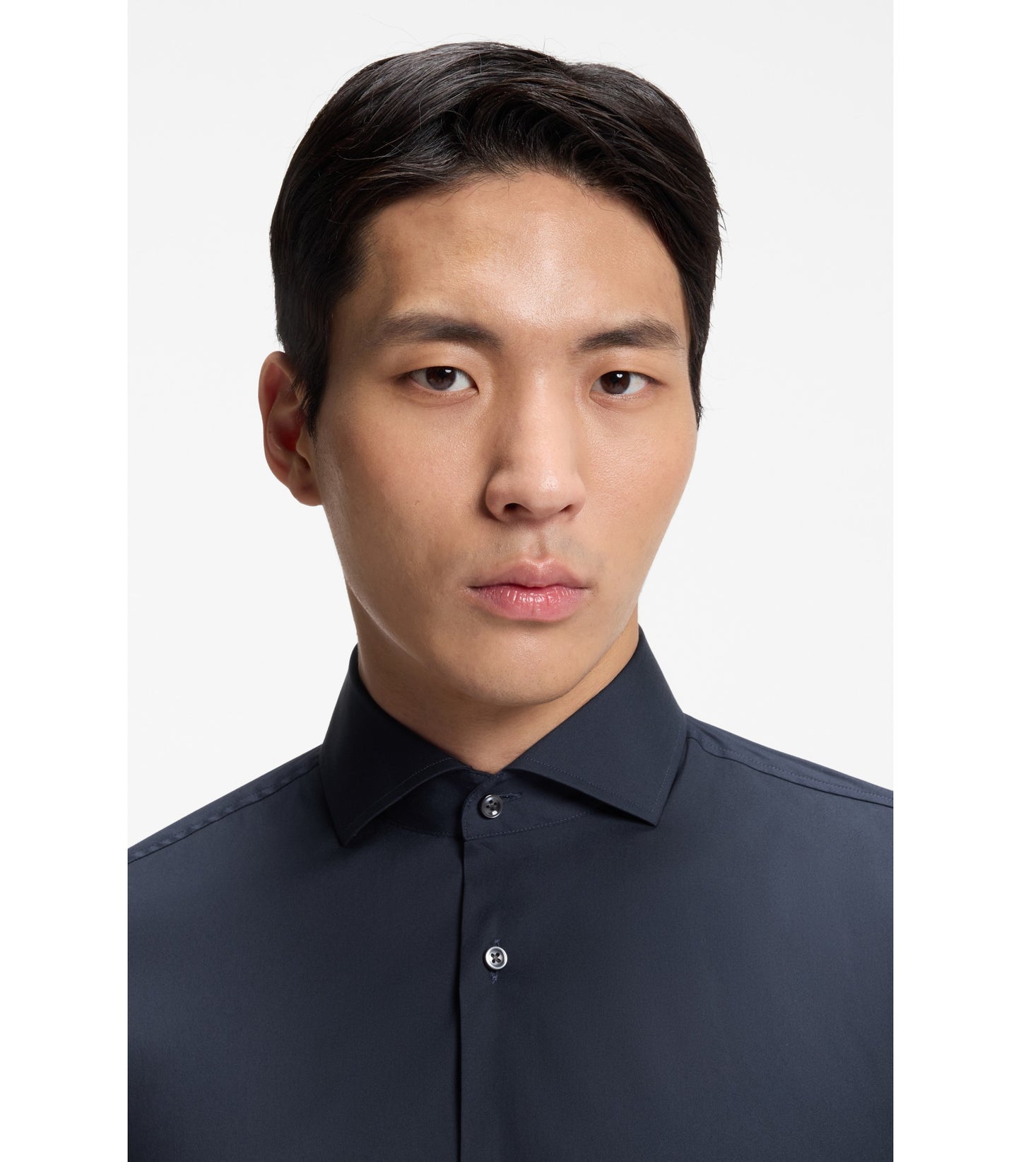 Slim-fit shirt in easy-iron cotton-blend poplin