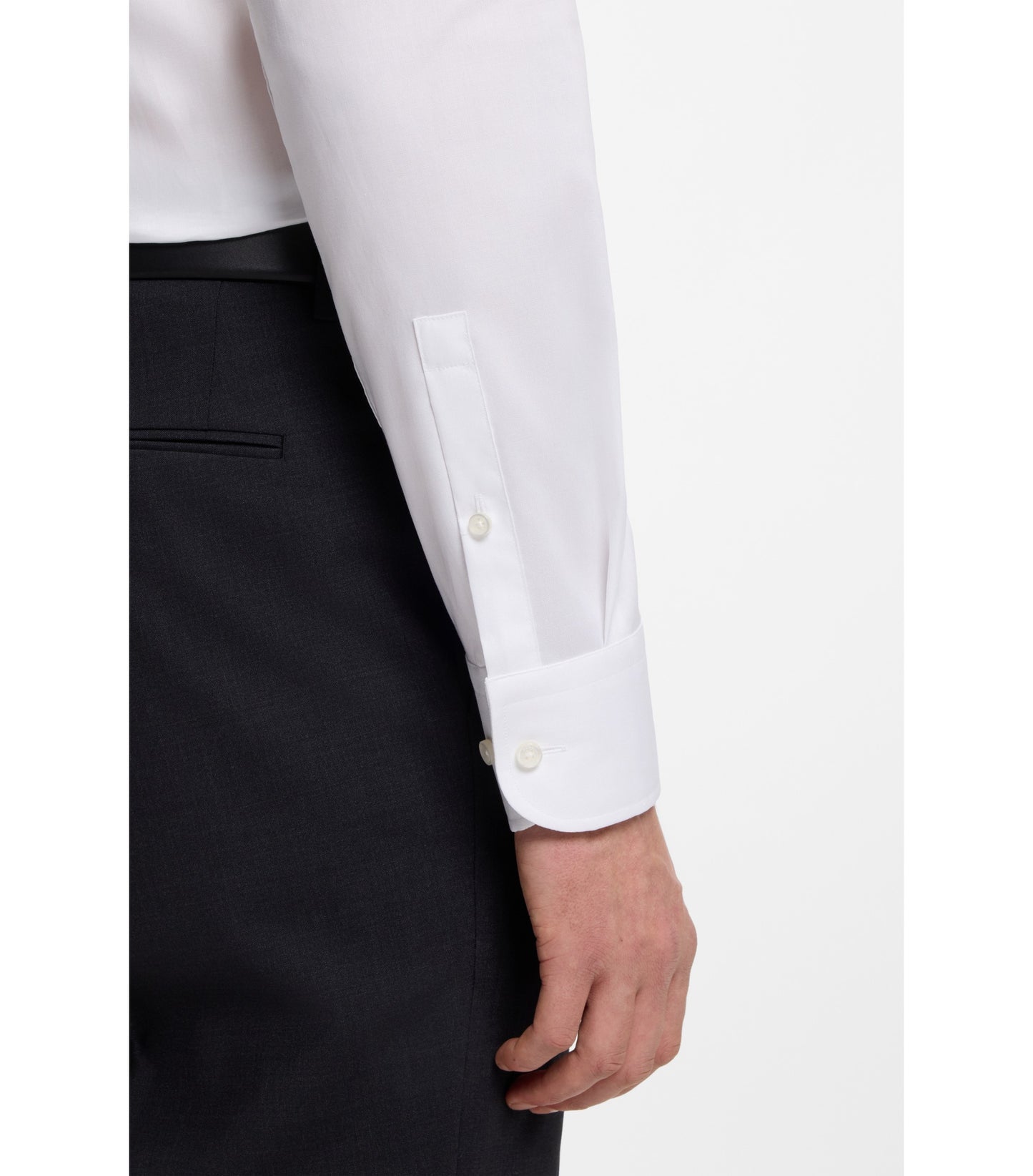Slim-fit shirt in easy-iron cotton poplin
