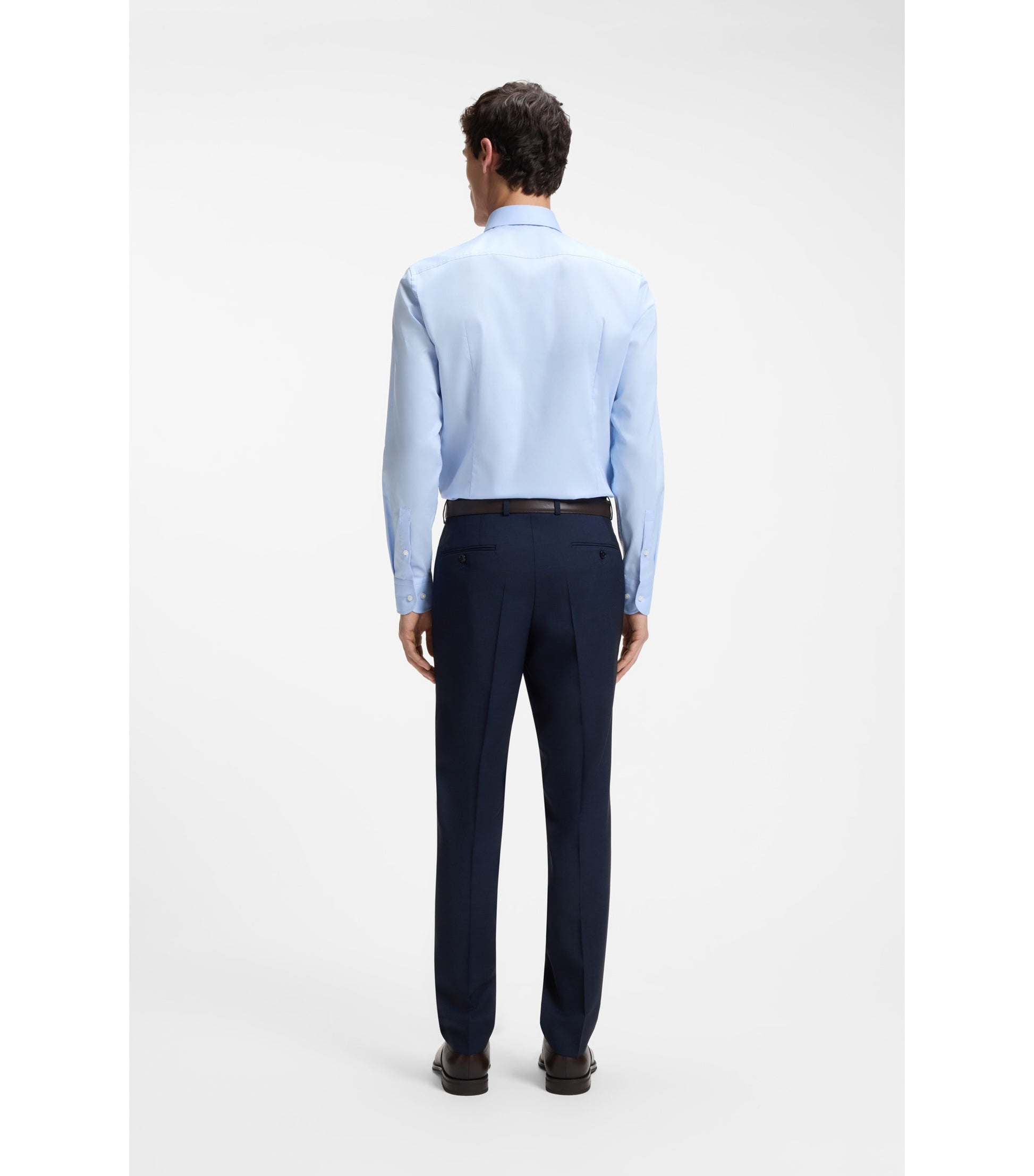Slim-fit shirt in easy-iron cotton poplin