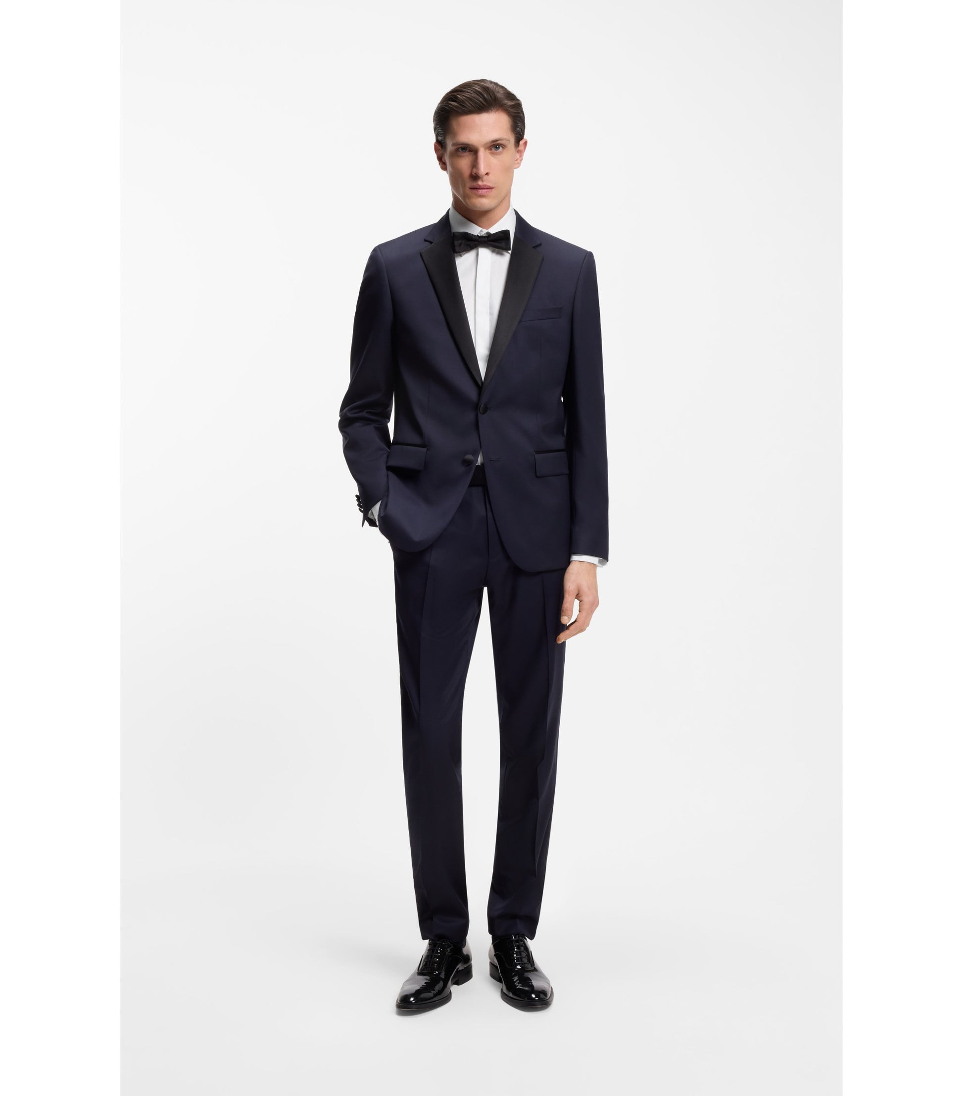 Slim-fit dress shirt in easy-iron stretch cotton
