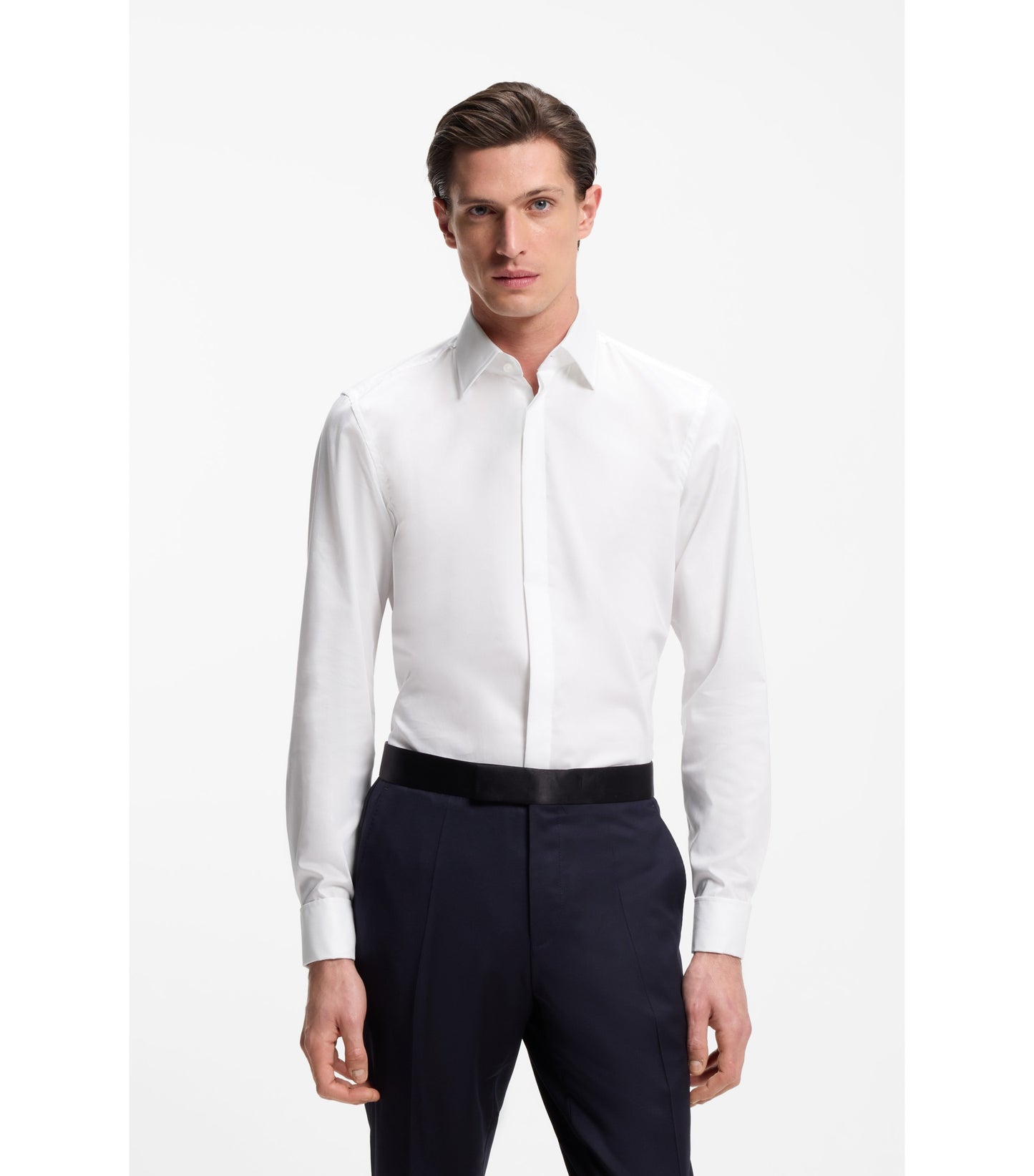 Slim-fit dress shirt in easy-iron stretch cotton