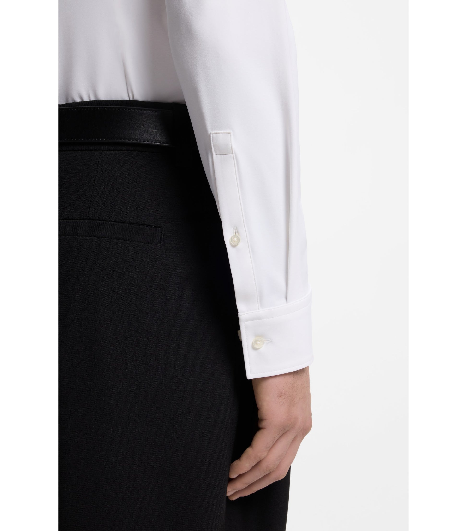 Slim-fit shirt in performance-stretch jersey