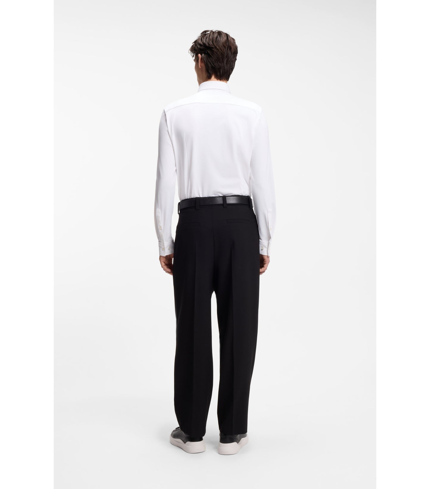 Slim-fit shirt in performance-stretch jersey