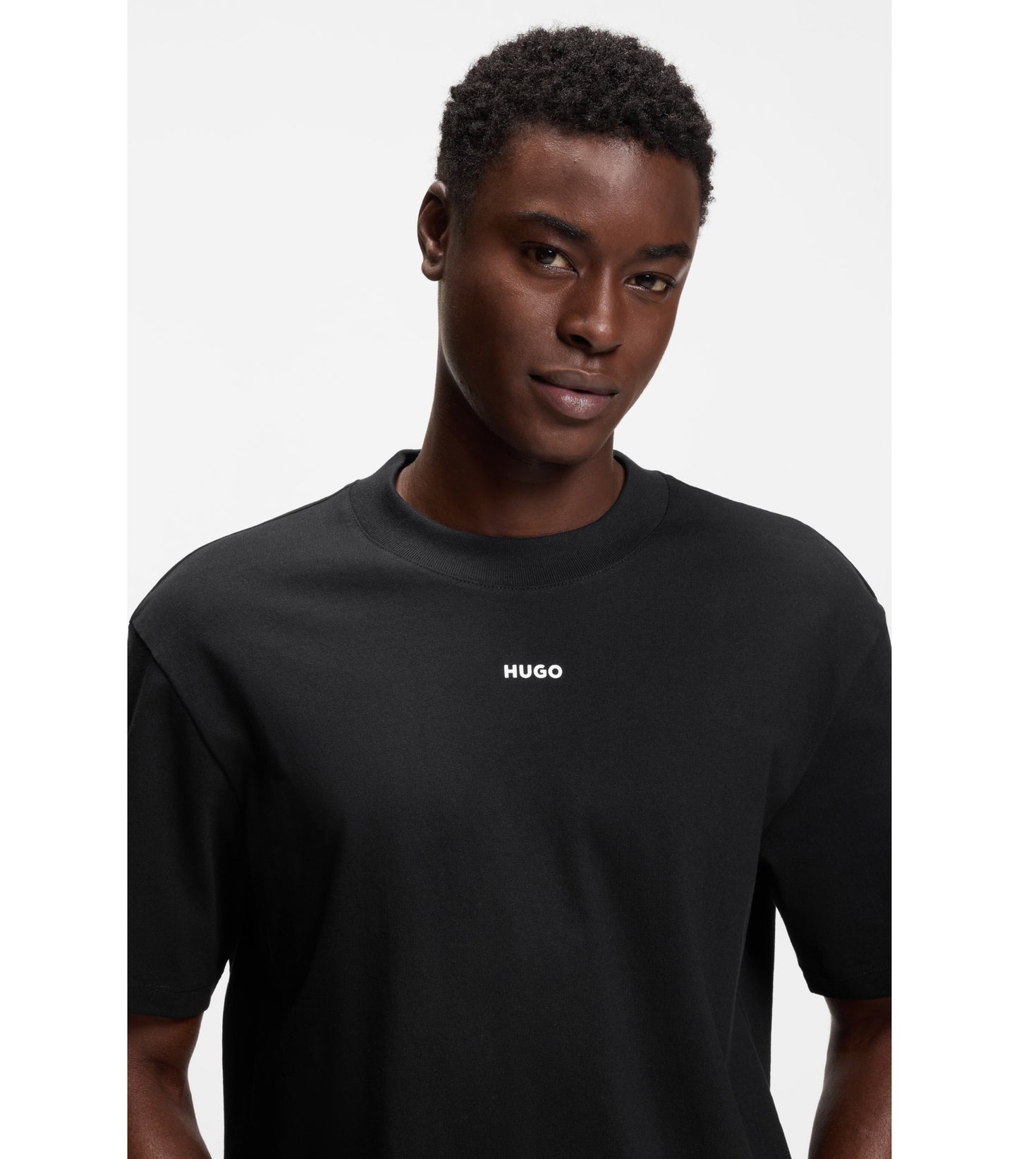 Relaxed-fit T-shirt with central logo detail