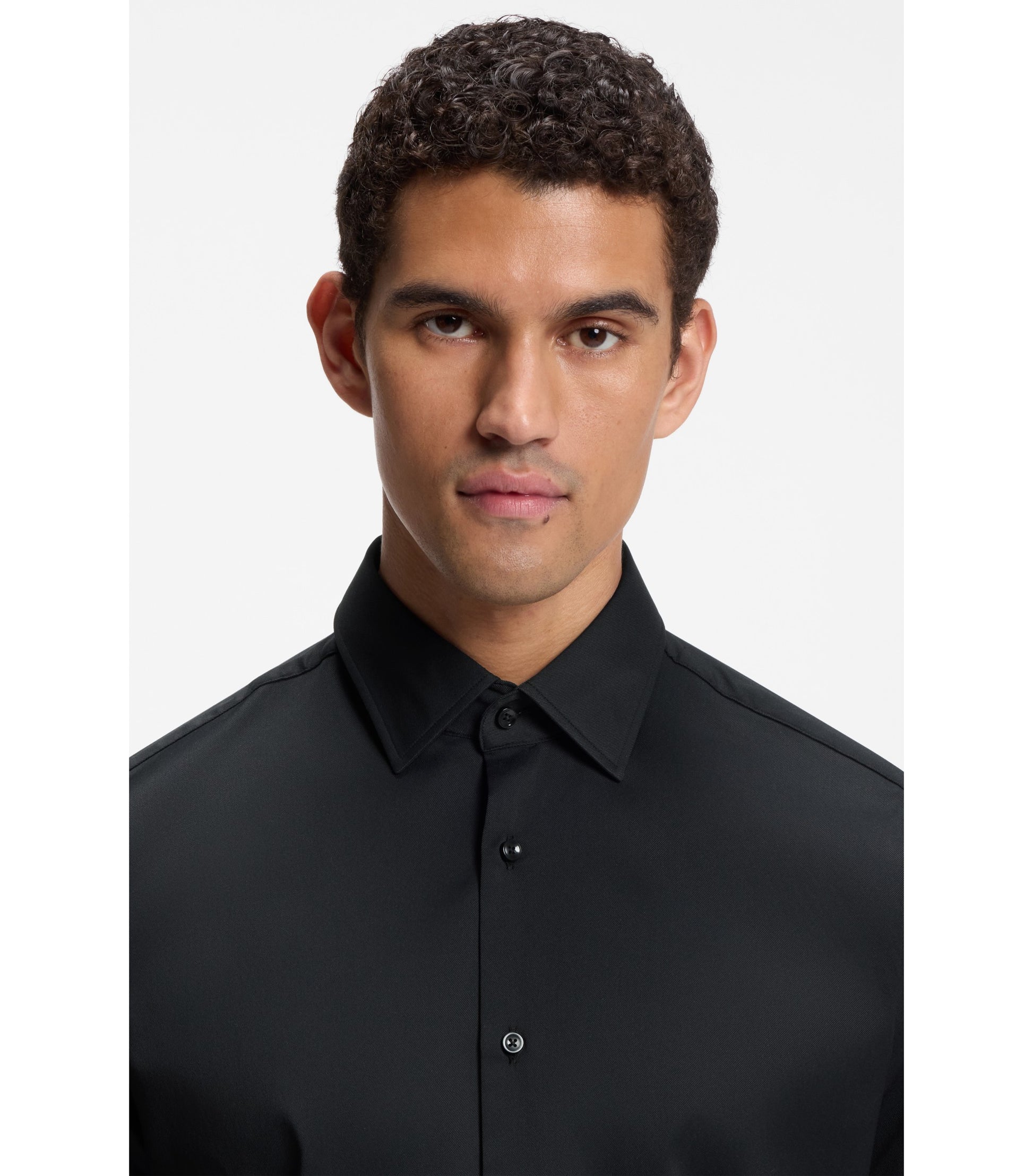 Regular-fit shirt in performance-stretch twill