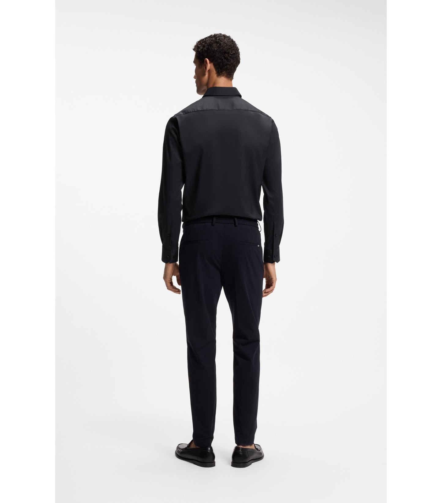 Regular-fit shirt in performance-stretch twill