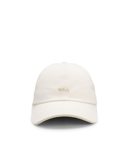 Cotton cap with metal logo lettering