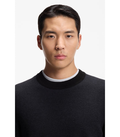 Knitted sweater in a cotton blend