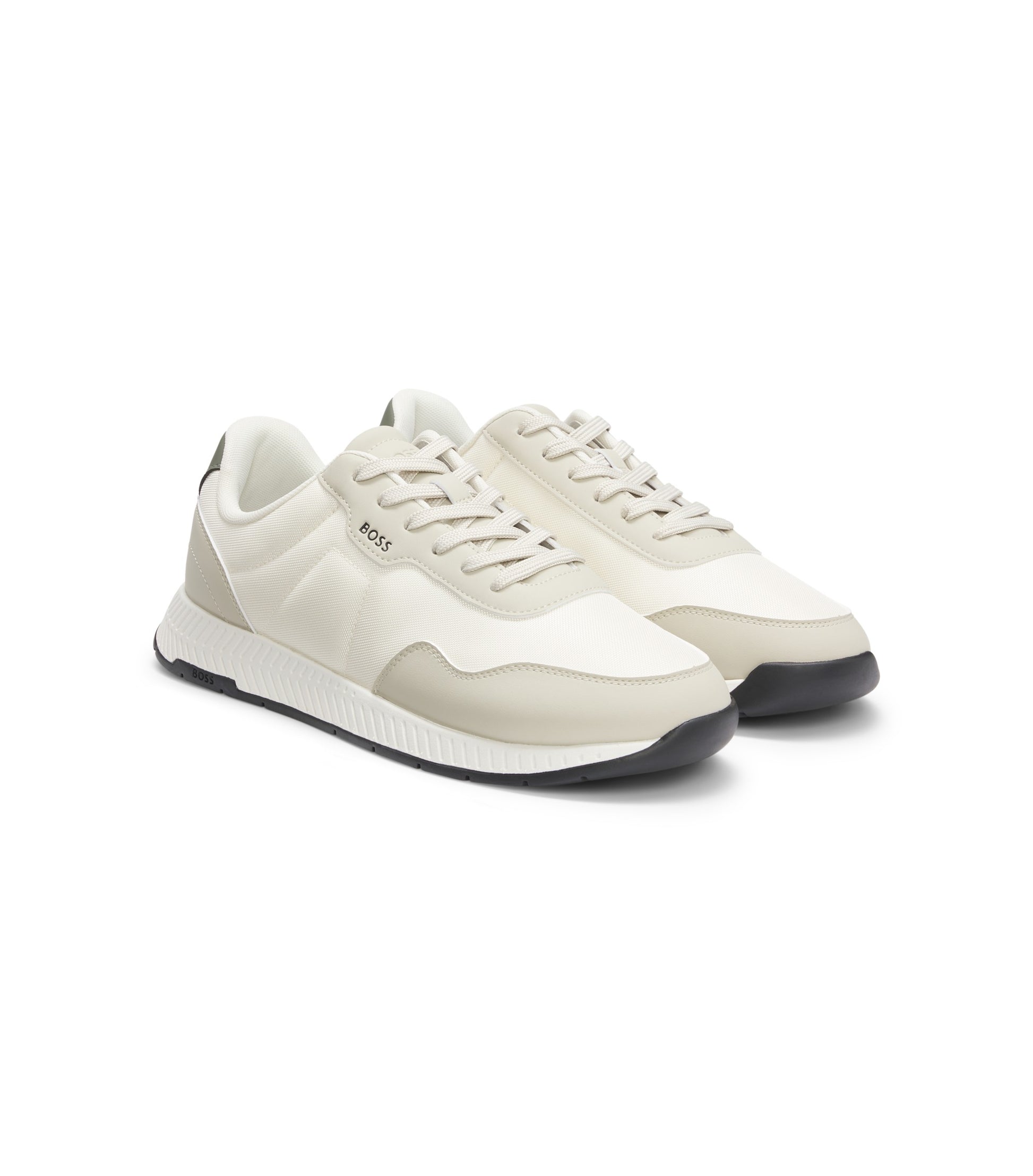 Low-top trainers with textured uppers