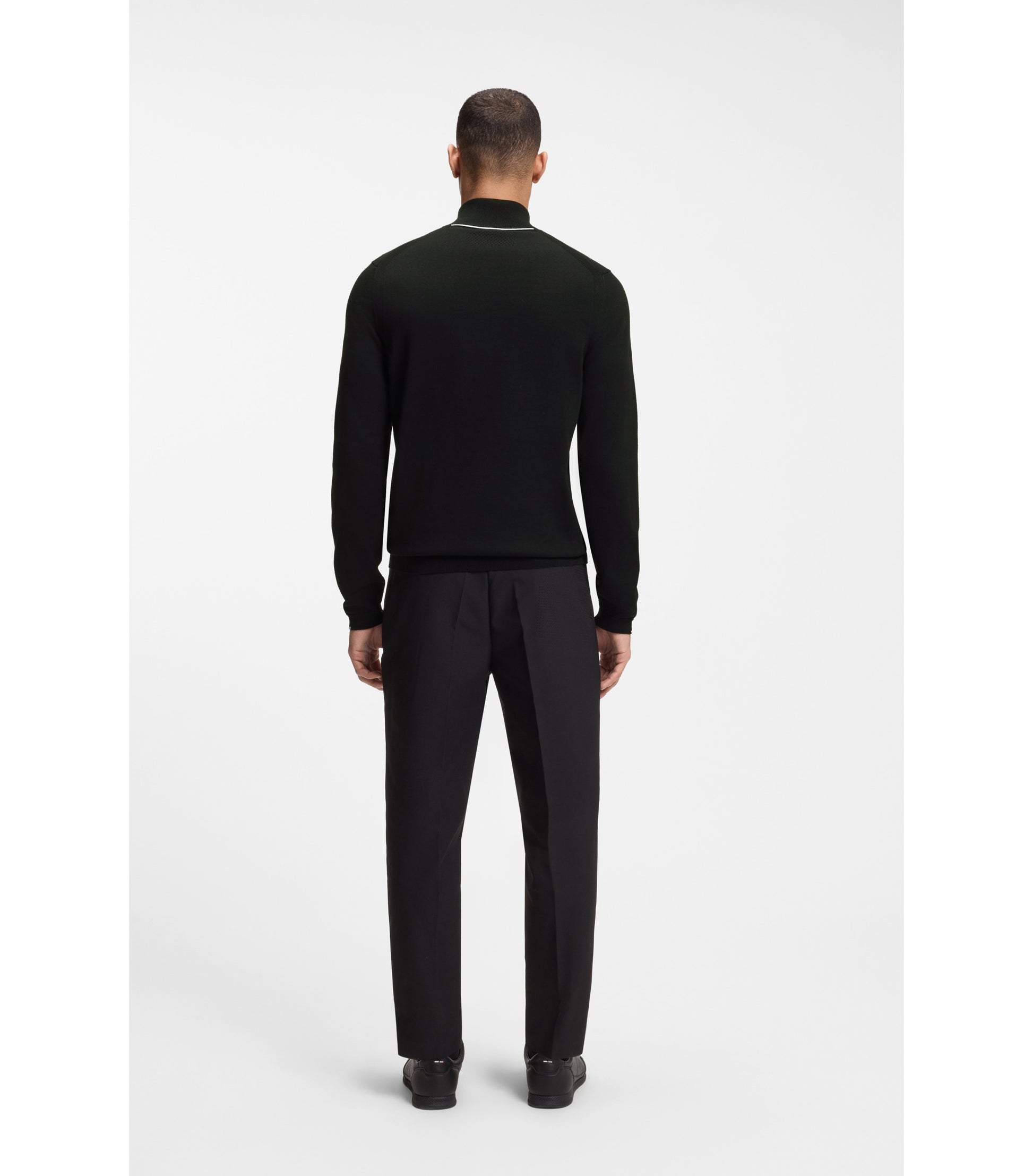 Cotton sweater with quarter zip