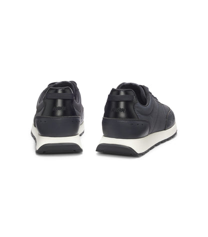 Running-inspired trainers with zigzag detailing