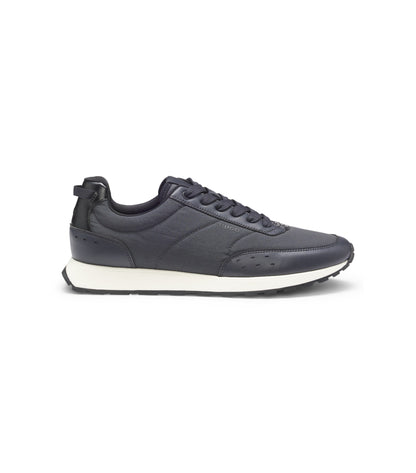Running-inspired trainers with zigzag detailing