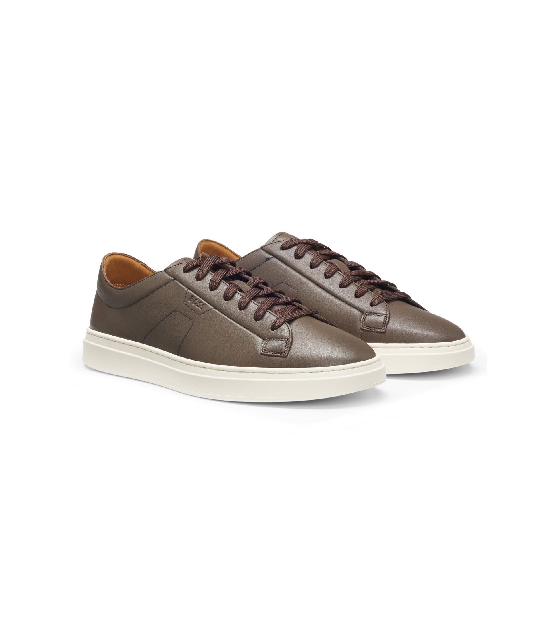 Low-top trainers in leather with embossed logo