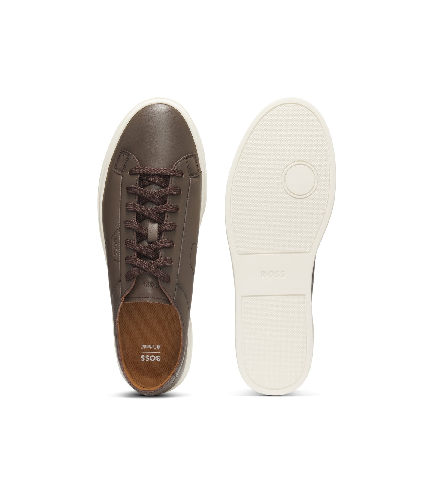 Low-top trainers in leather with embossed logo