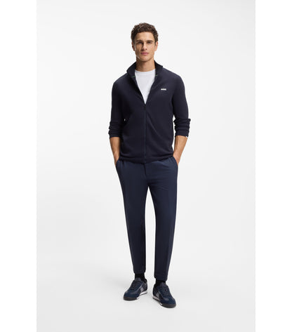 Low-top trainers with structured trims