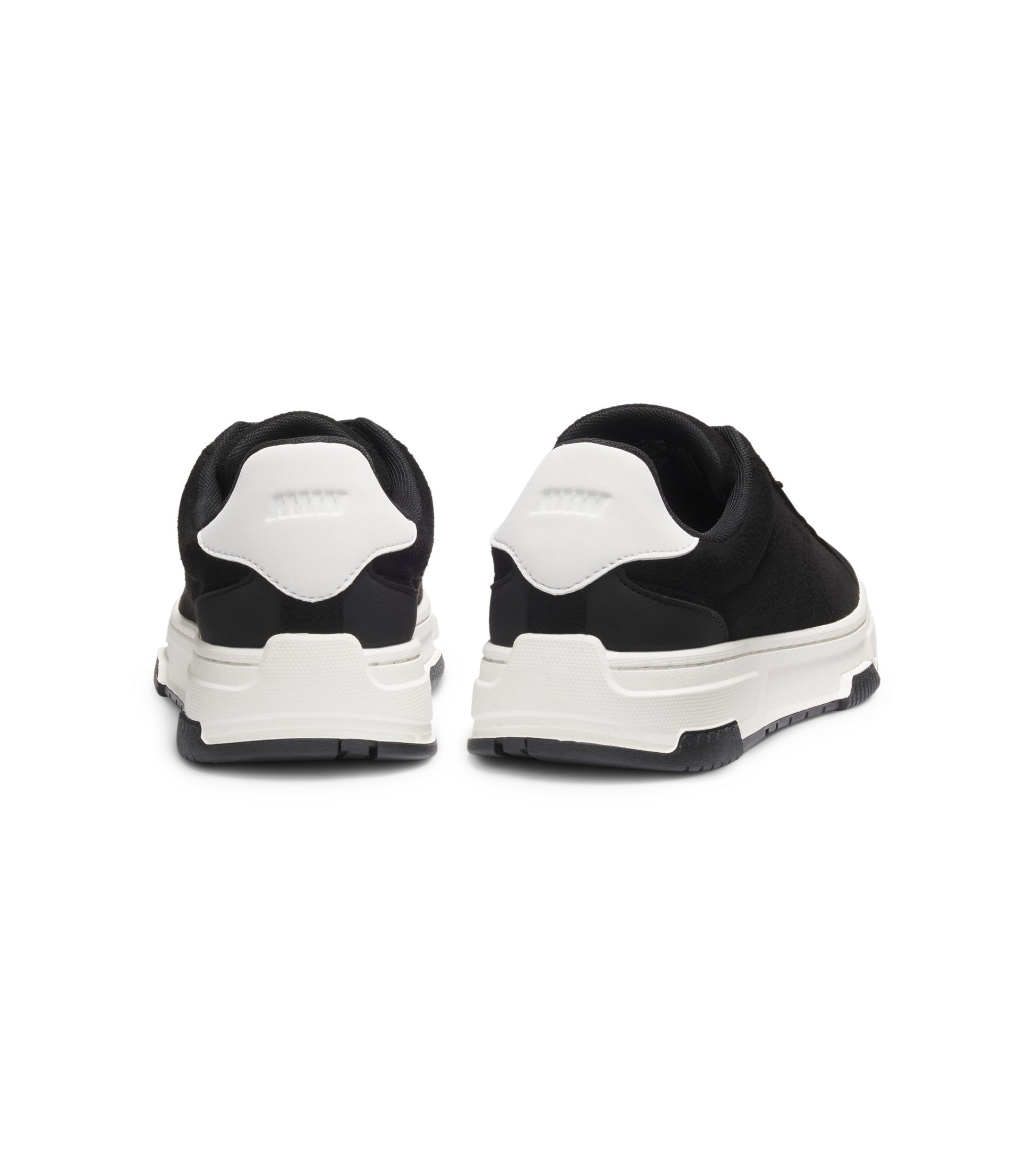 Low-top trainers in faux suede