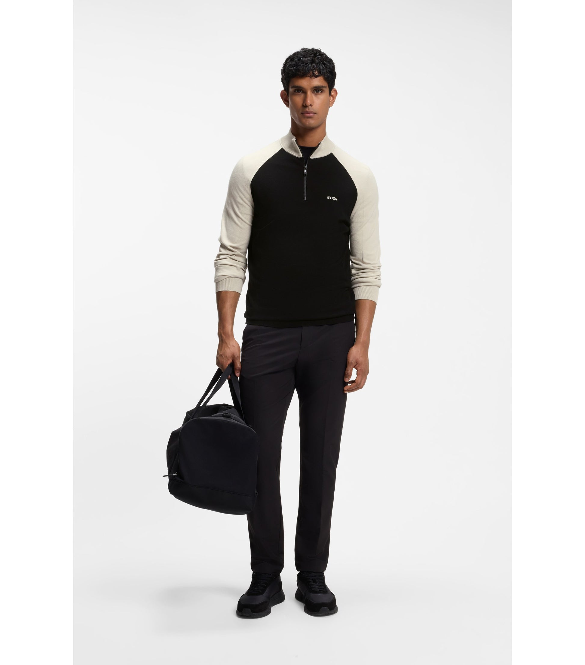 Colour-blocked sweater with zip neck