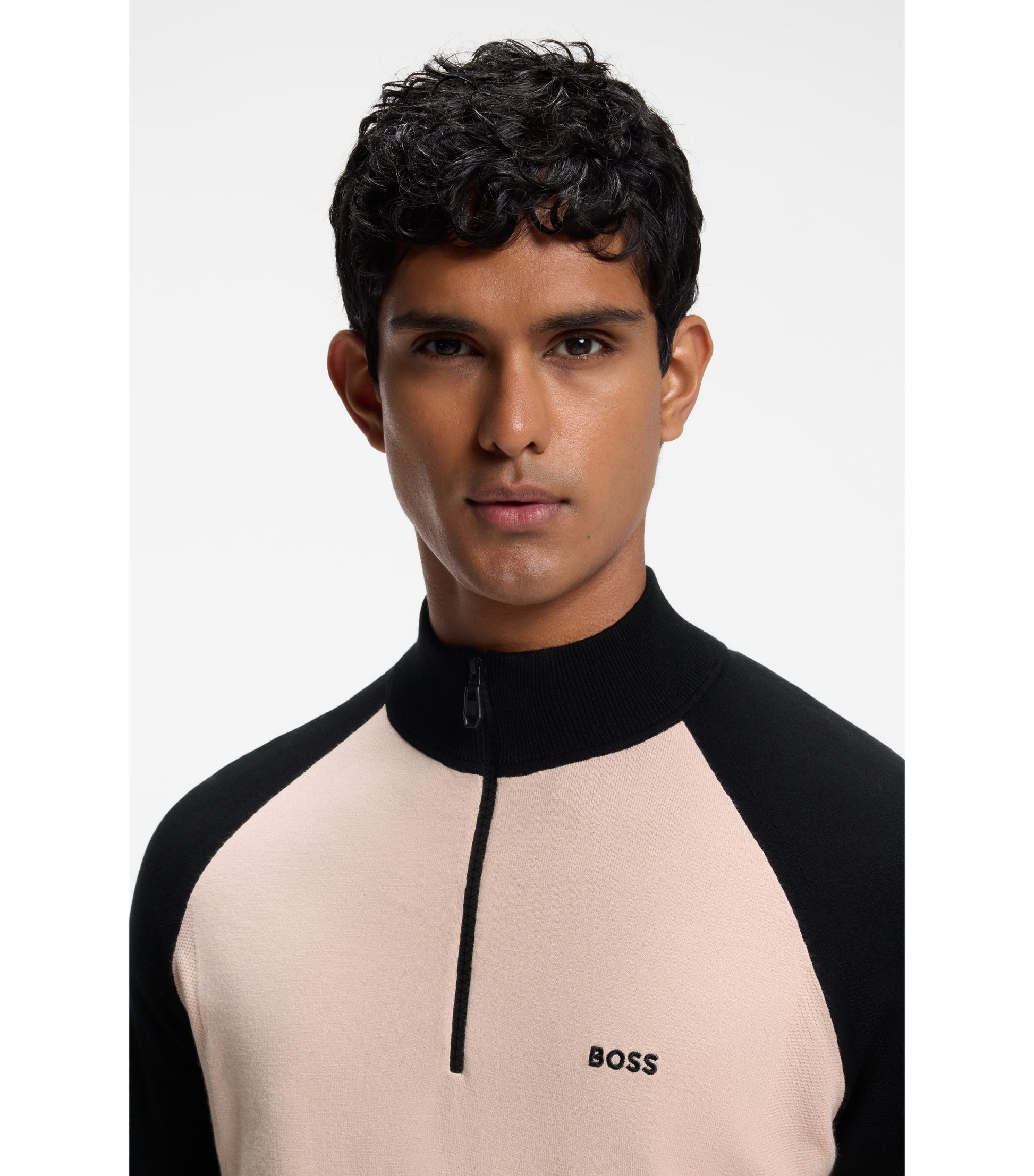 Colour-blocked sweater with zip neck
