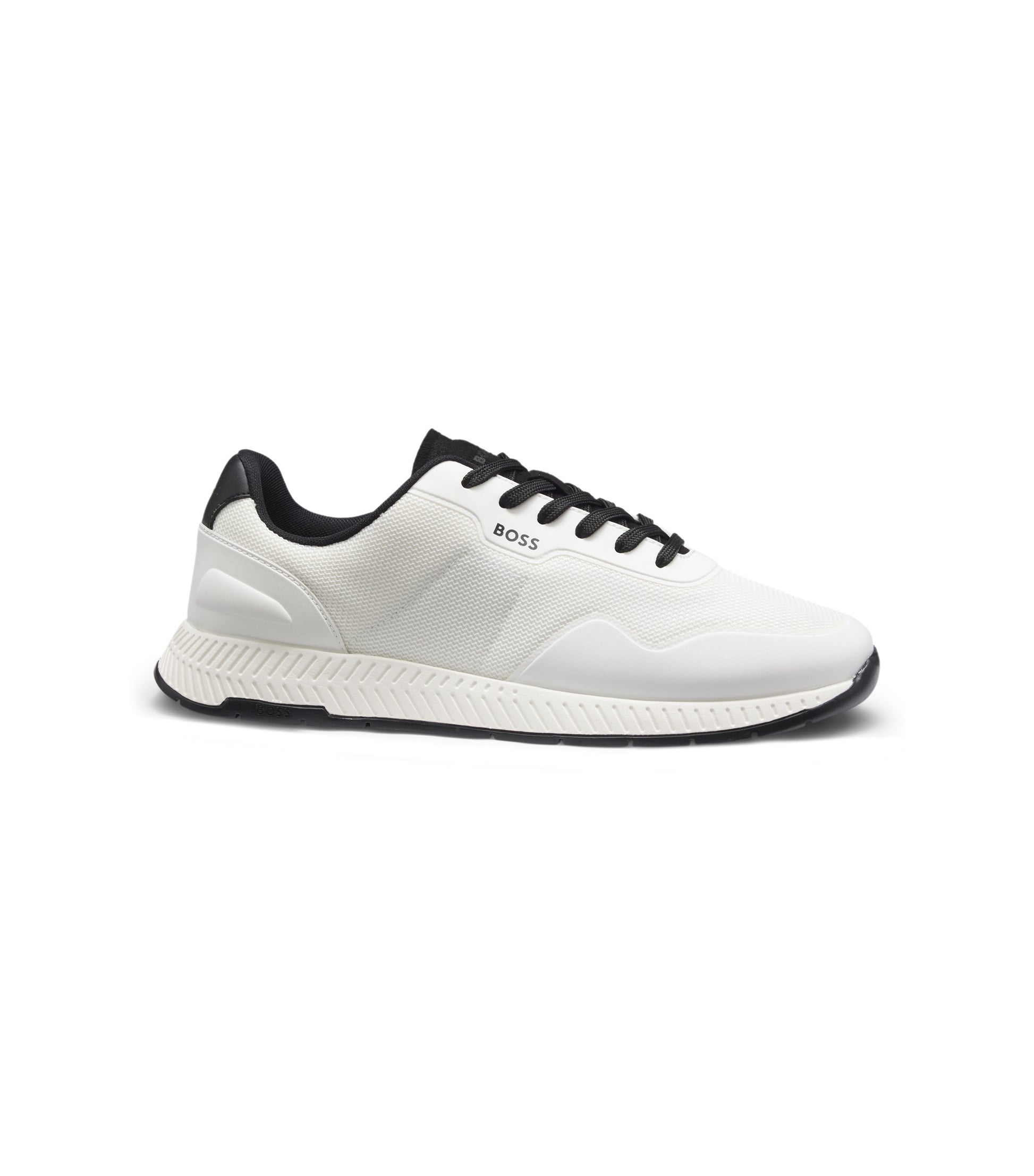 TTNM mesh trainers with smooth trims