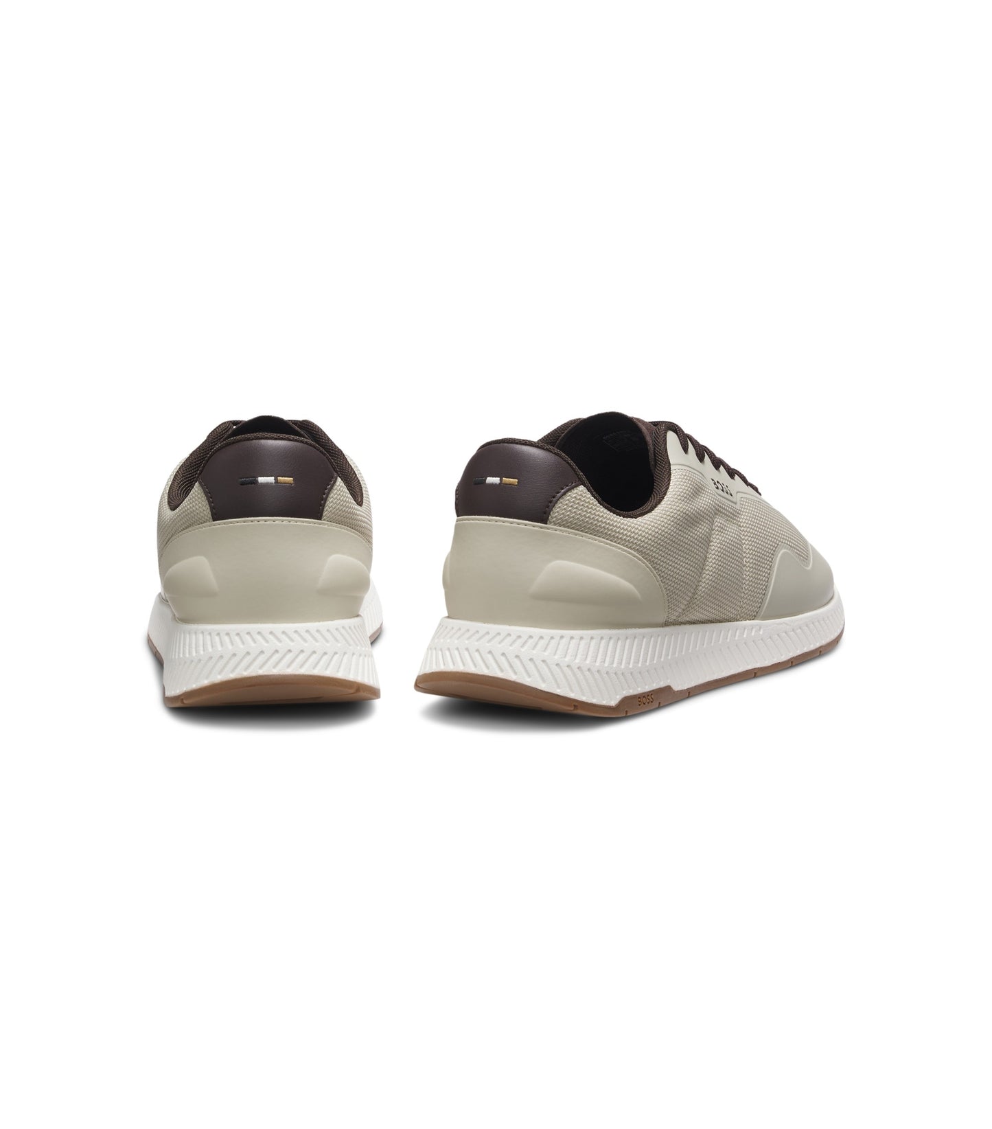 TTNM mesh trainers with smooth trims
