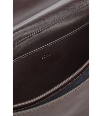 Ariell shoulder bag in leather with adjustable strap