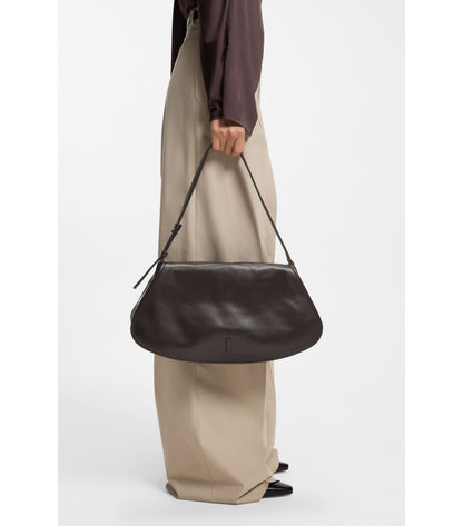 Ariell shoulder bag in leather with adjustable strap