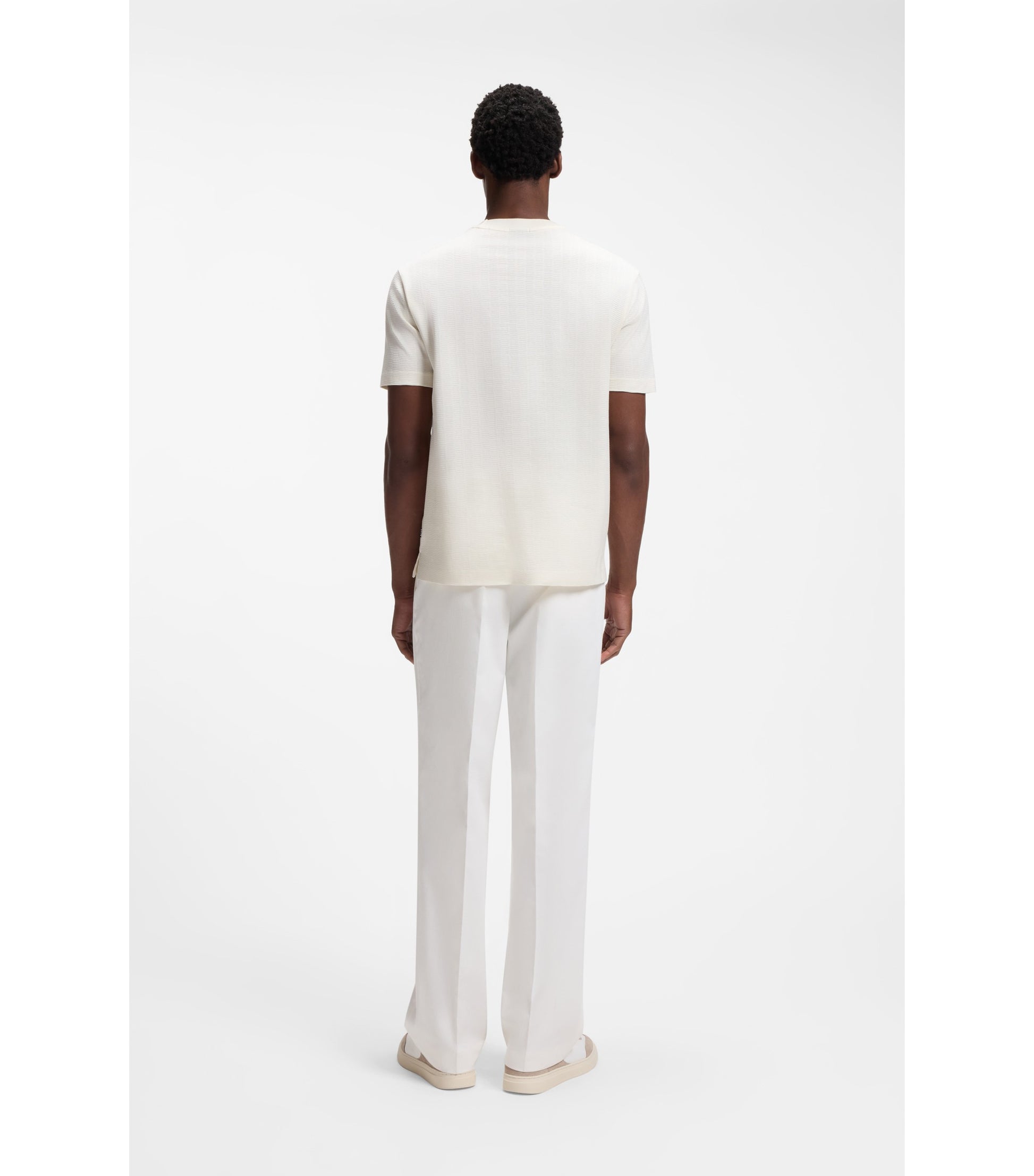 Regular-fit T-shirt in cotton with raised jacquard structure