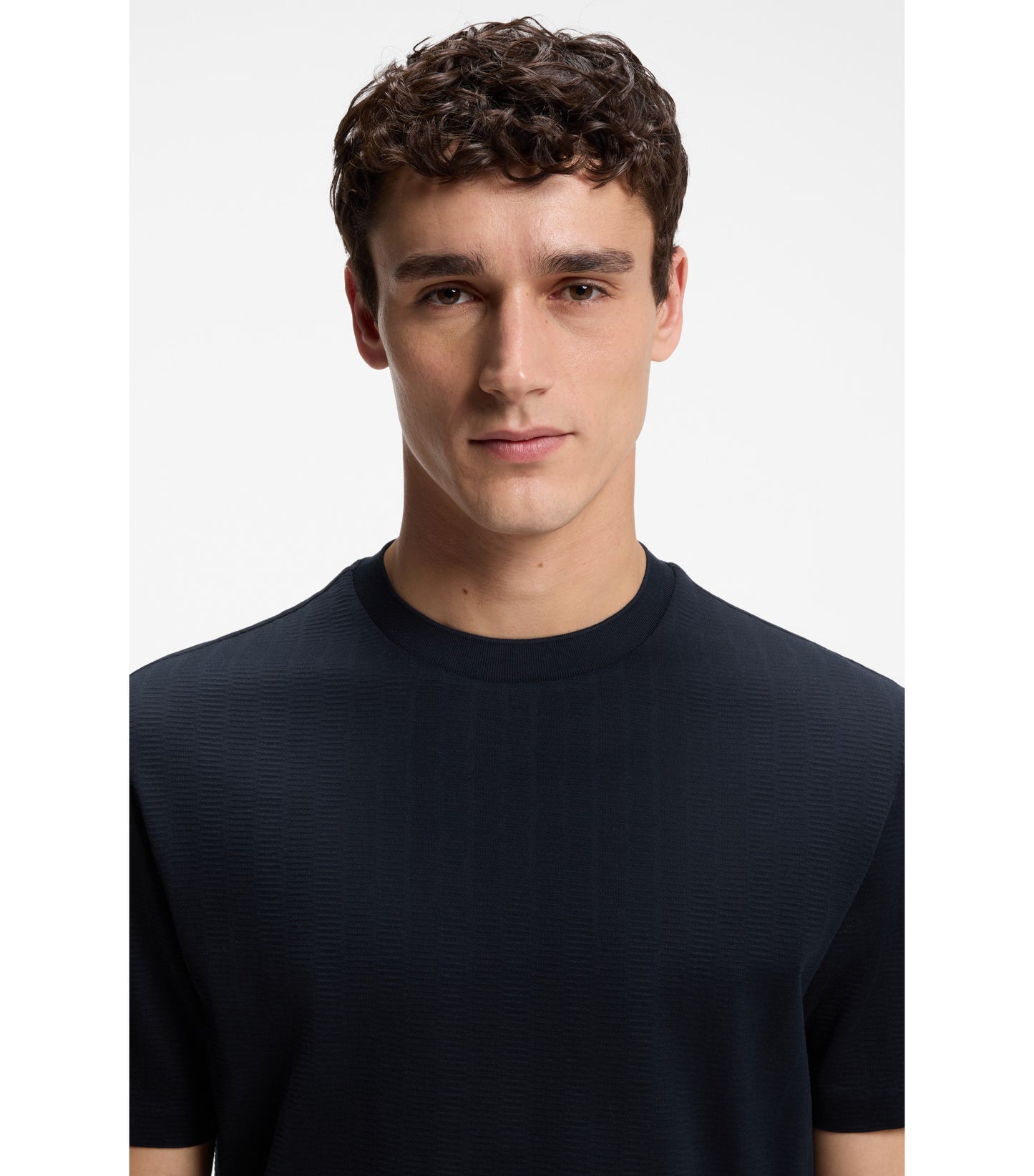 Regular-fit T-shirt in cotton with raised jacquard structure