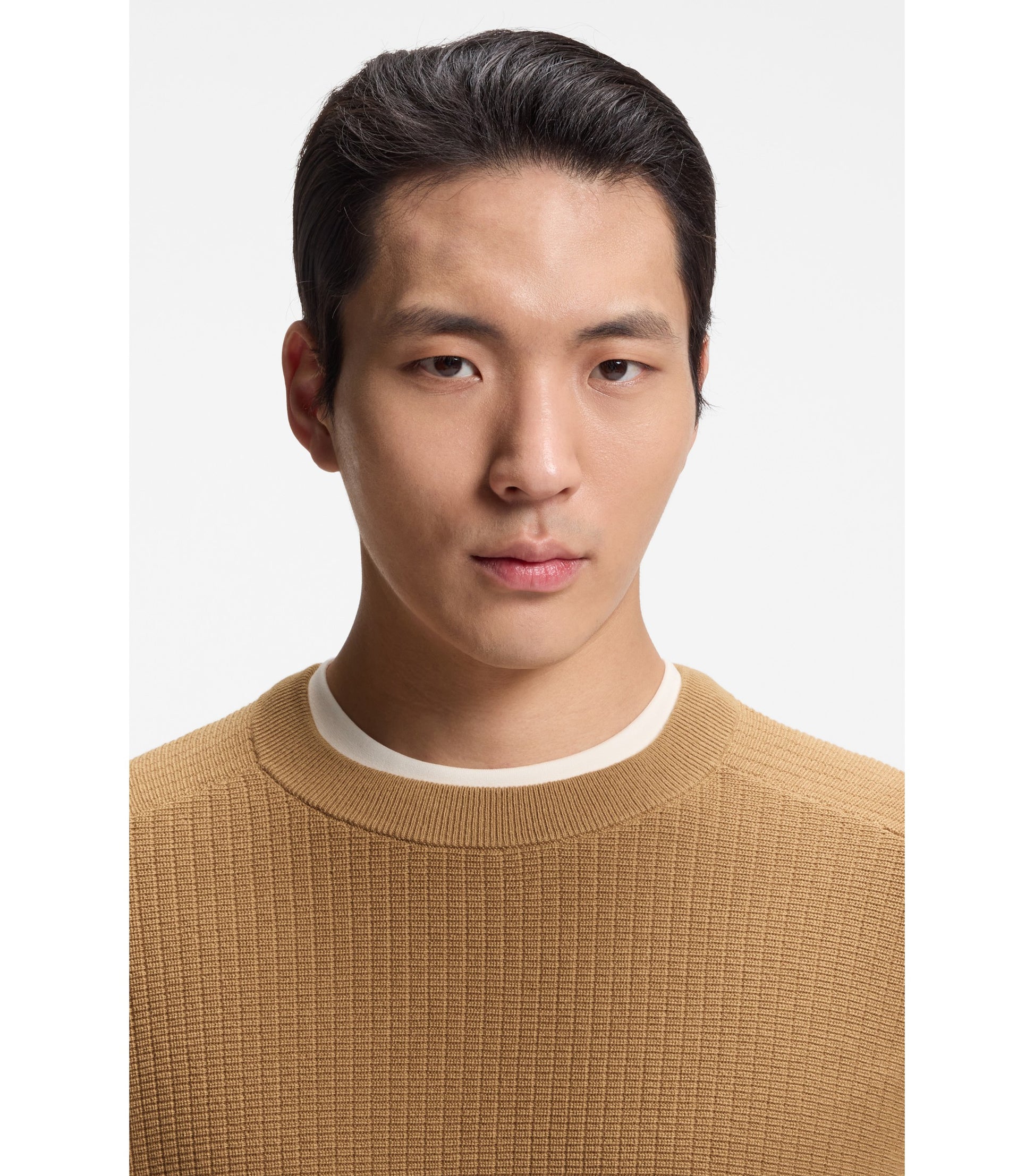 Knitted sweater in cotton and virgin wool