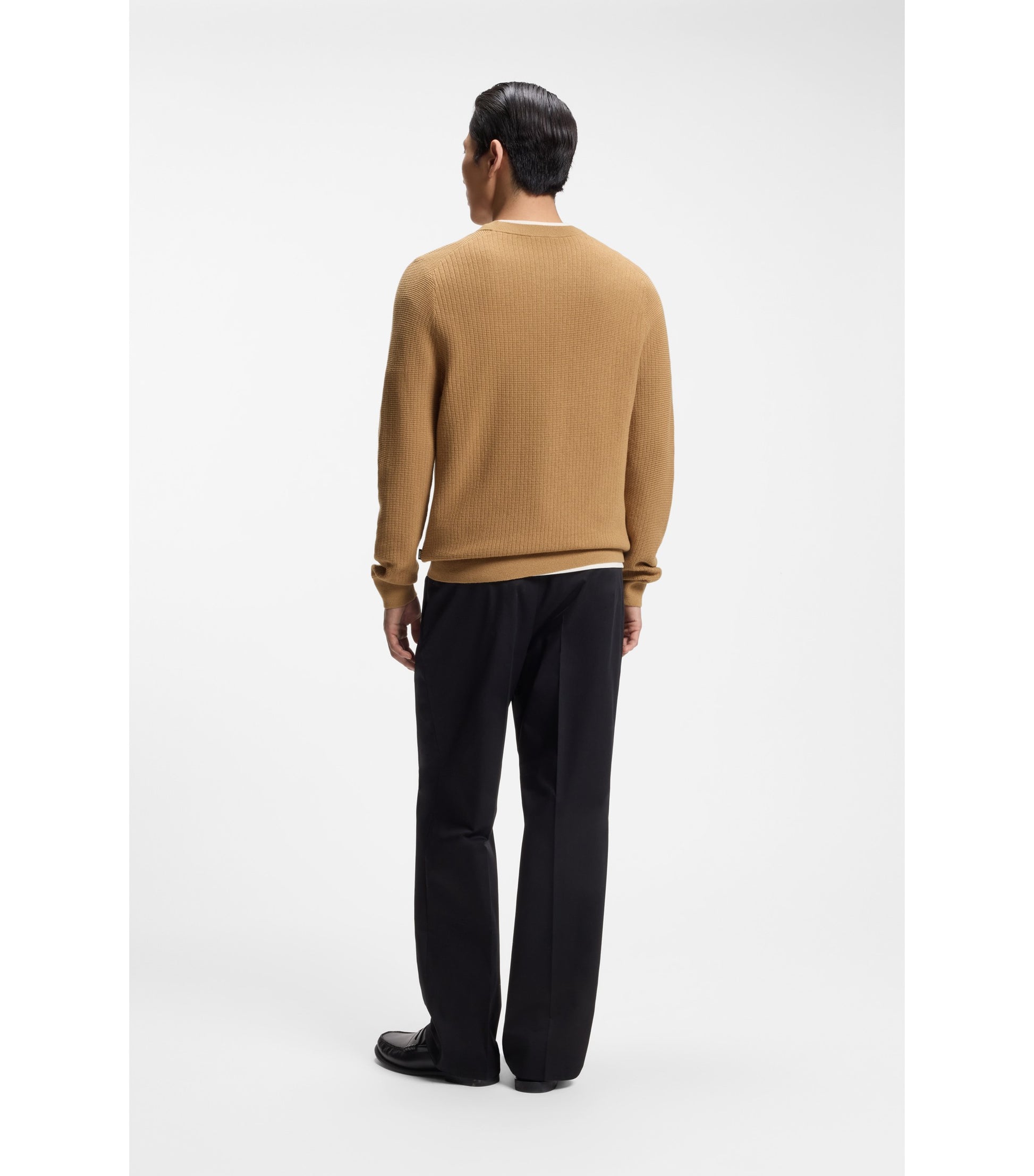 Knitted sweater in cotton and virgin wool