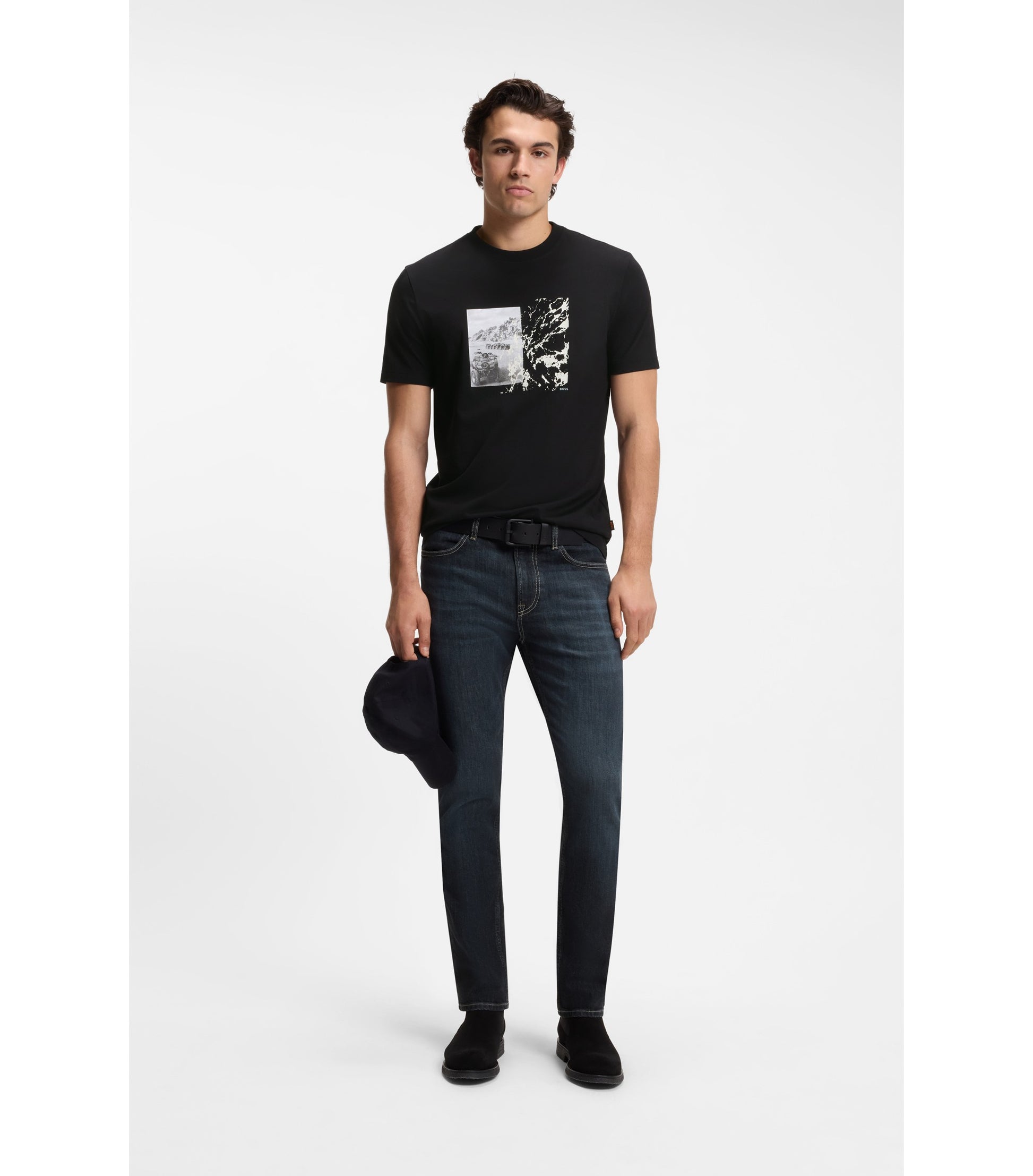 Regular-fit T-shirt in lightweight cotton jersey