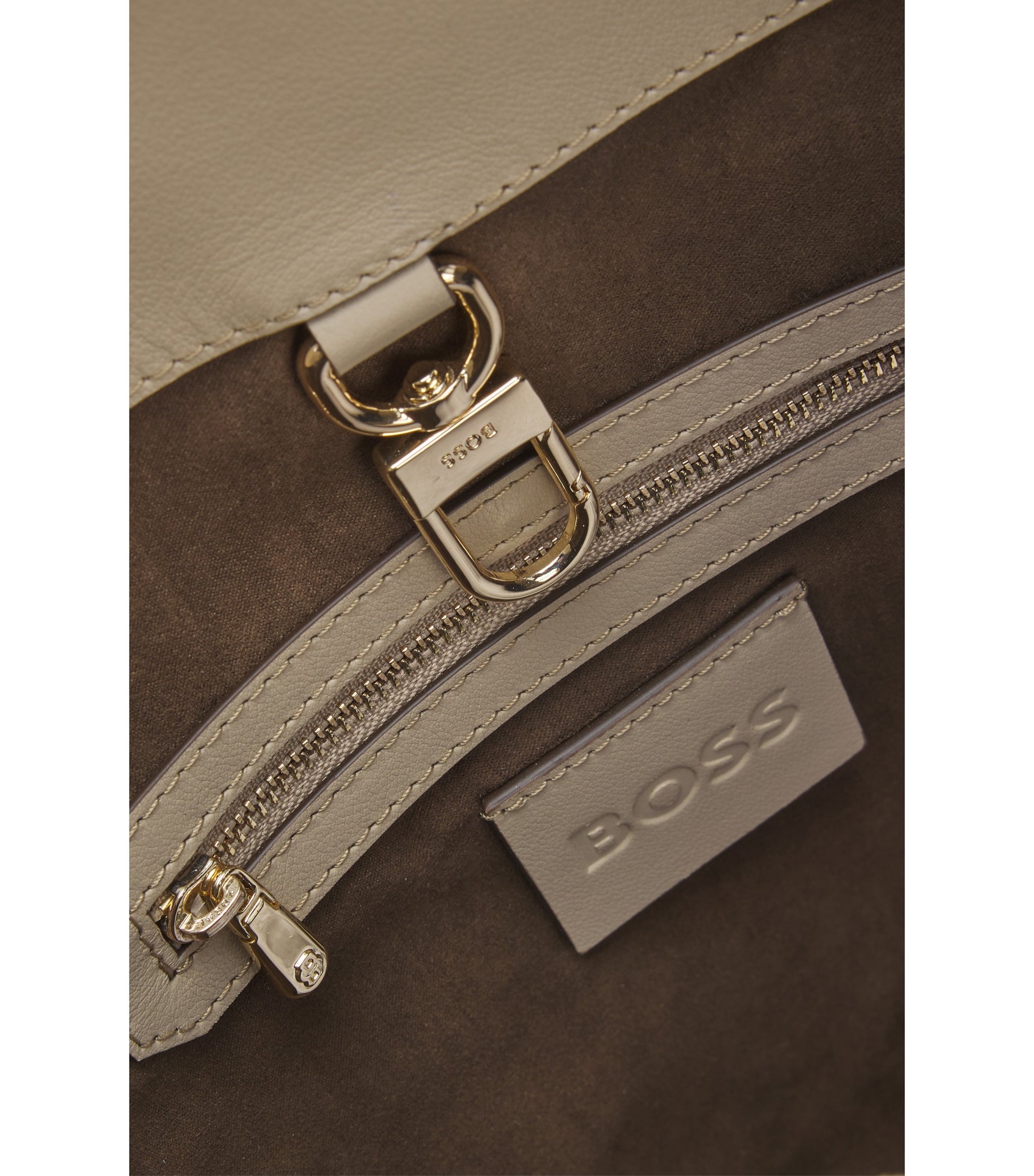 Sleek leather shoulder bag with smooth finish