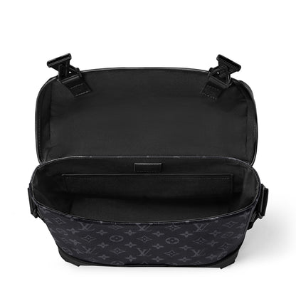Messenger Voyager PM Bag